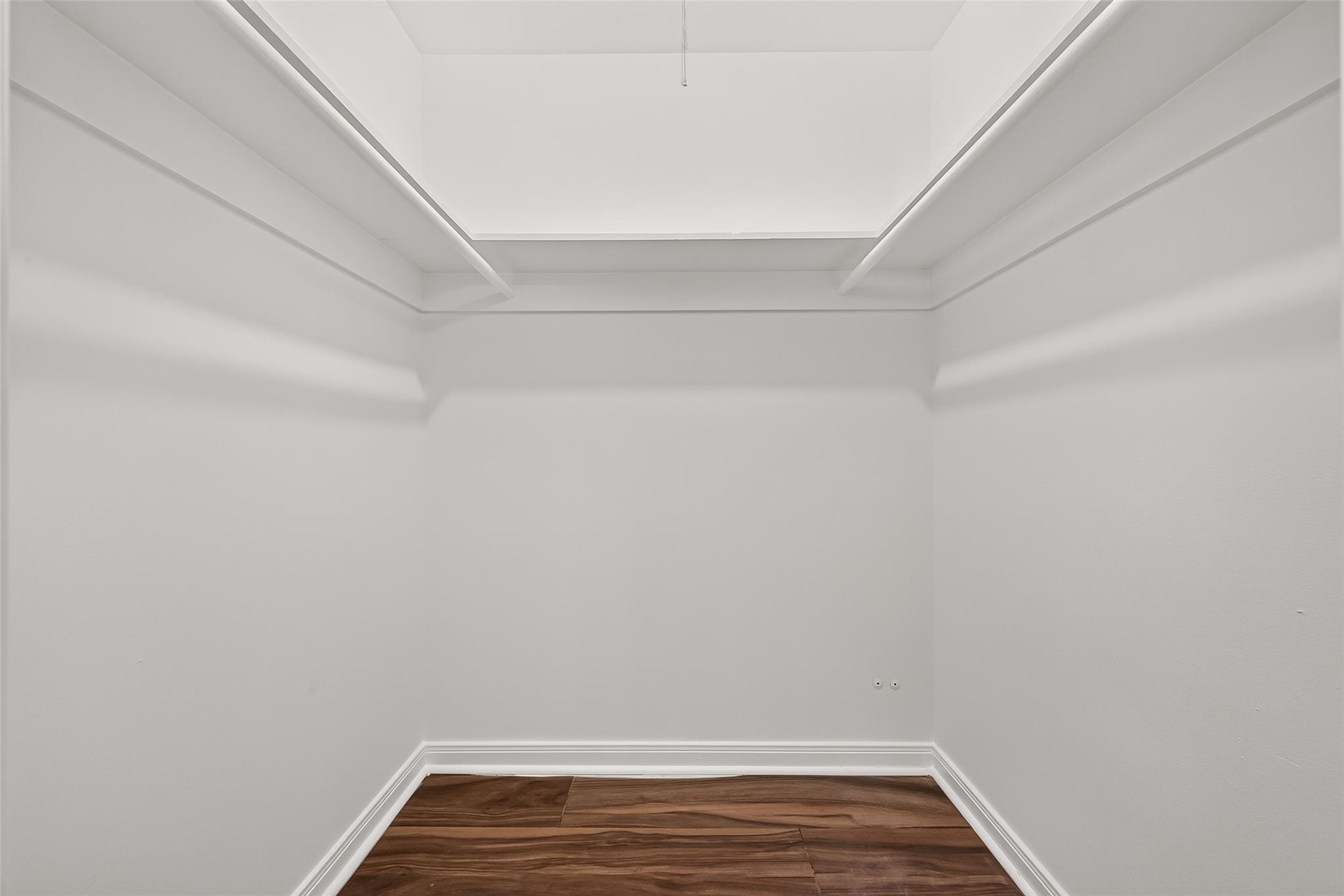 6011 Benning Drive Property Photo 23
