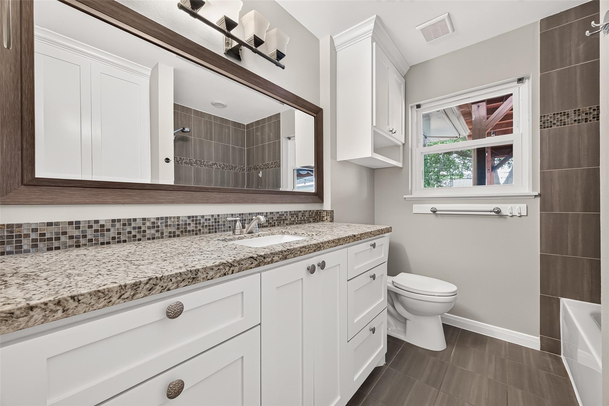 6011 Benning Drive Property Photo 24