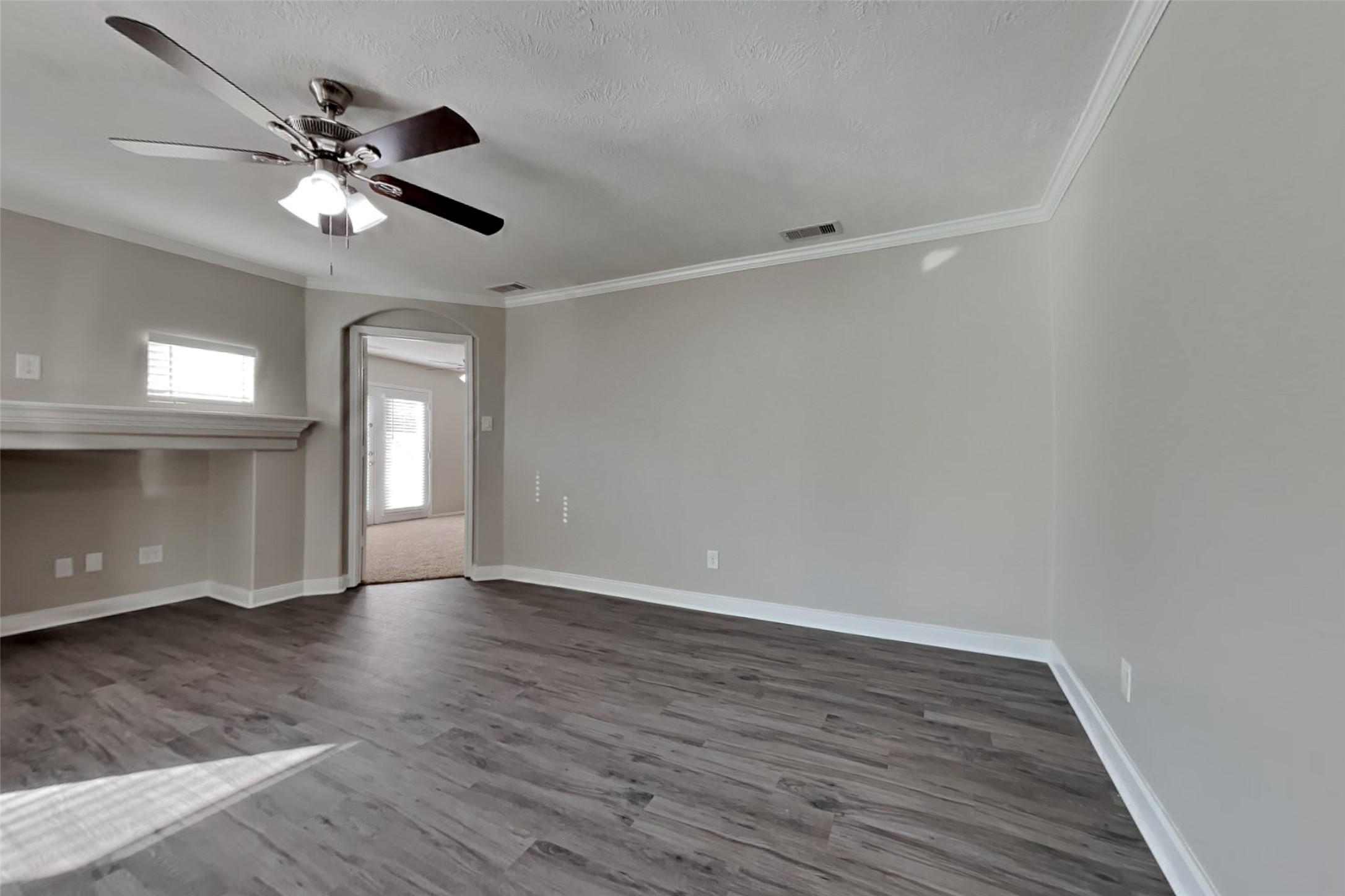 32106 Willow Creek Park Property Photo 3