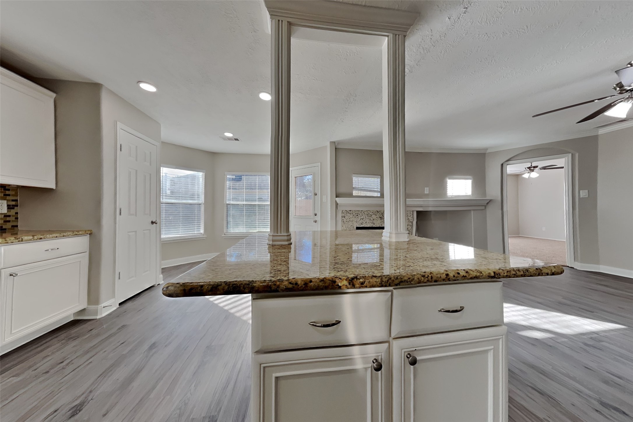 32106 Willow Creek Park Property Photo 7
