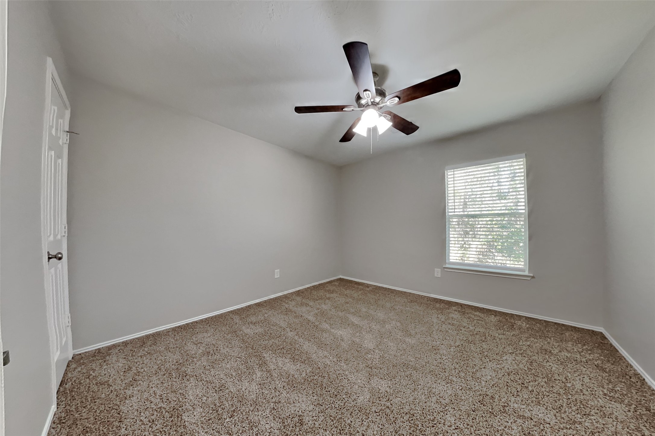32106 Willow Creek Park Property Photo 11