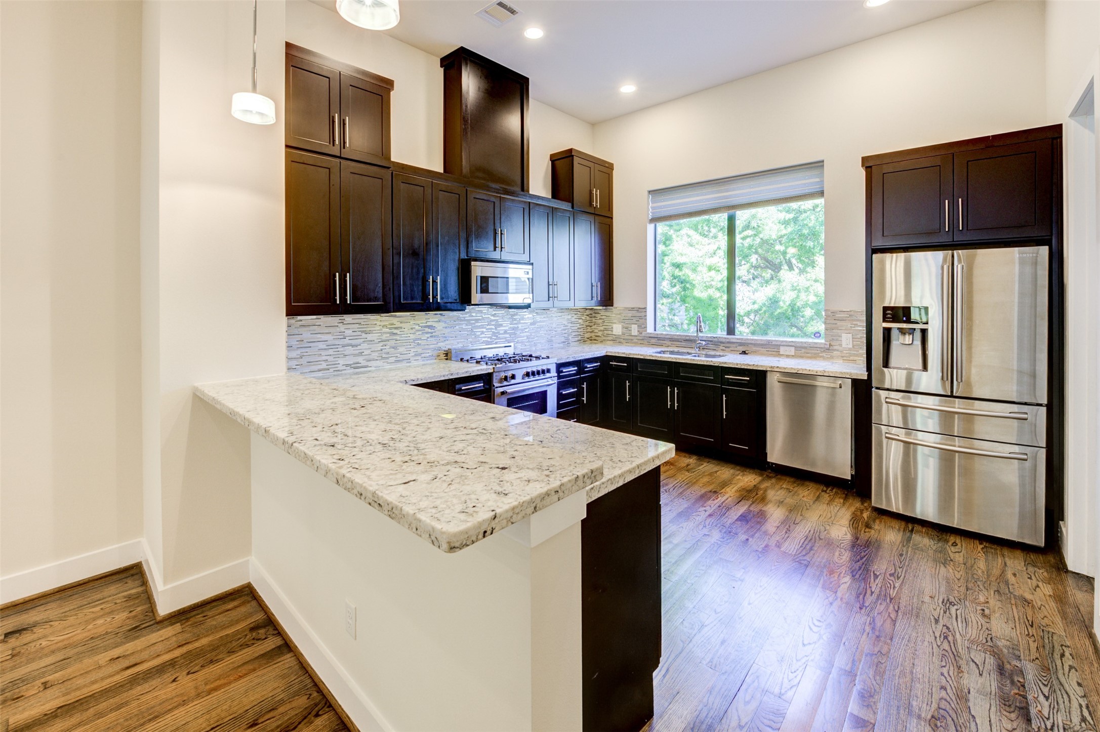 1222 W Dallas Street Property Photo 13