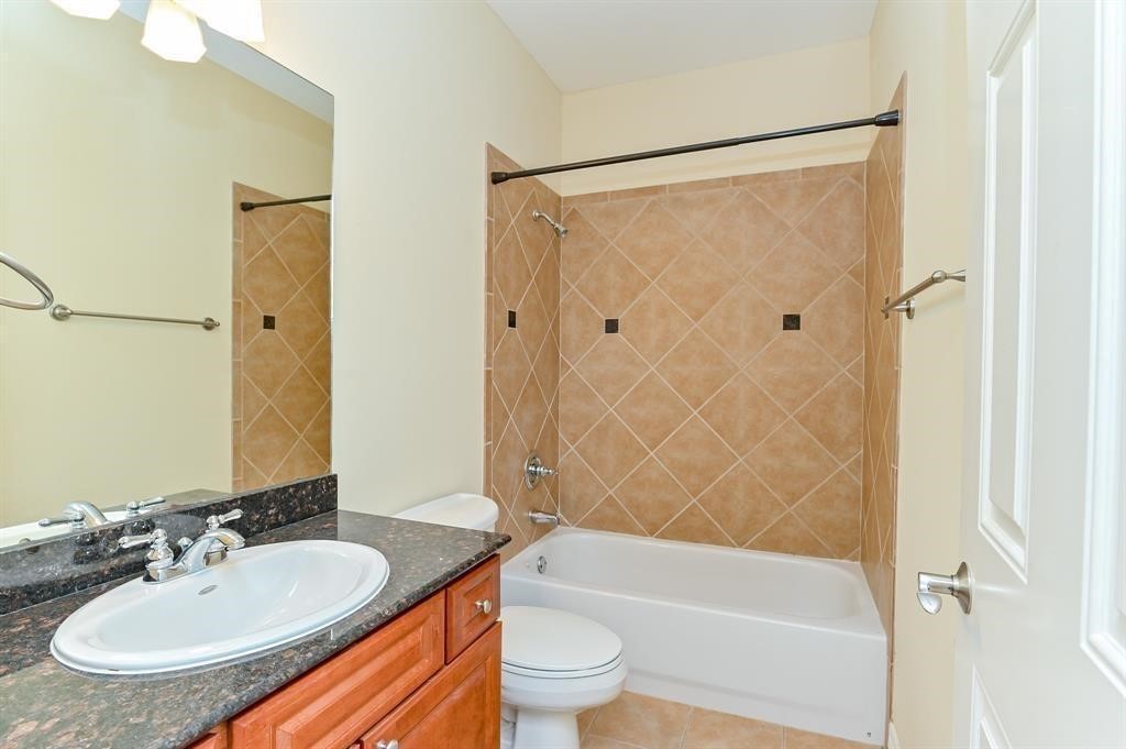 802 Garden Trace Lane Property Photo 20