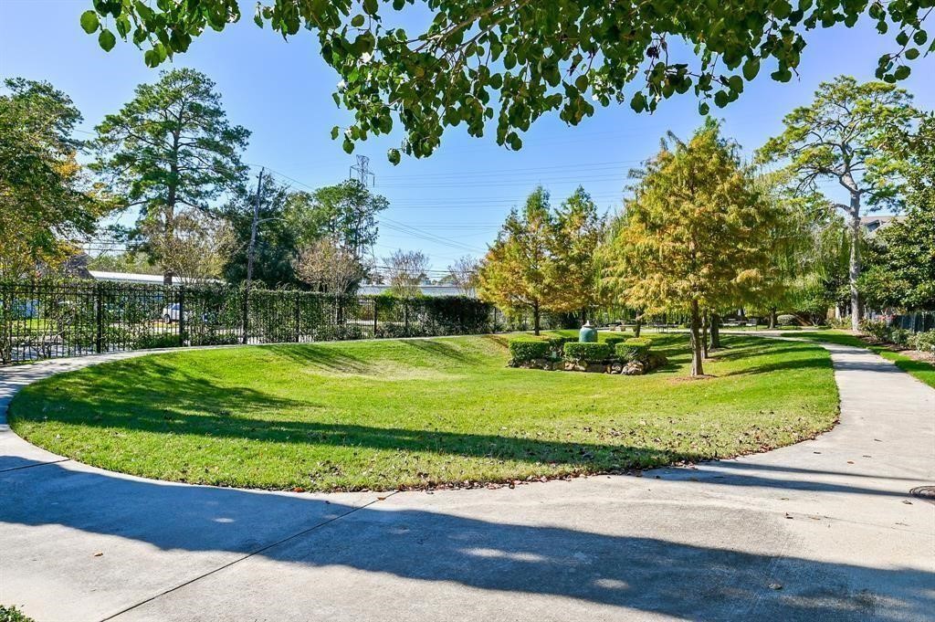 802 Garden Trace Lane Property Photo 21