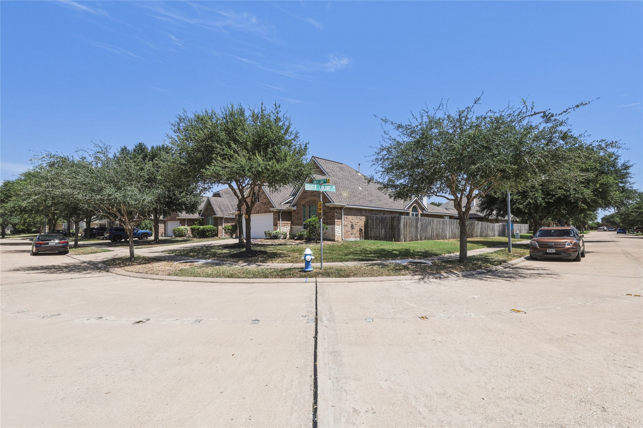 10906 Angel Lake Drive Property Photo 2