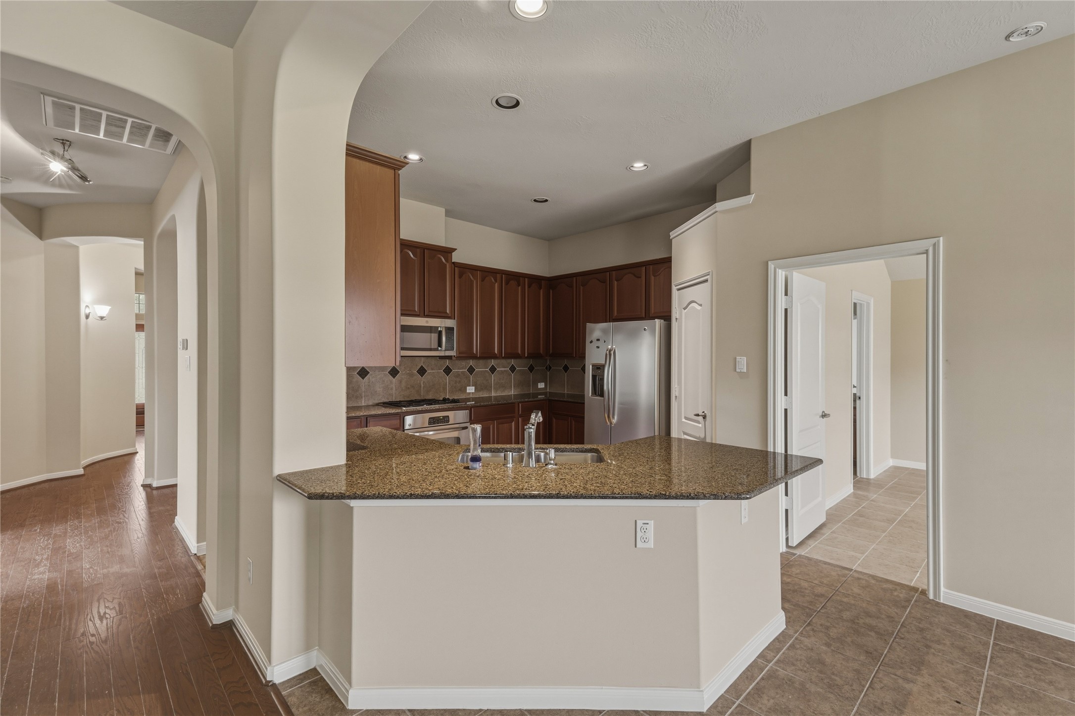 10906 Angel Lake Drive Property Photo 14