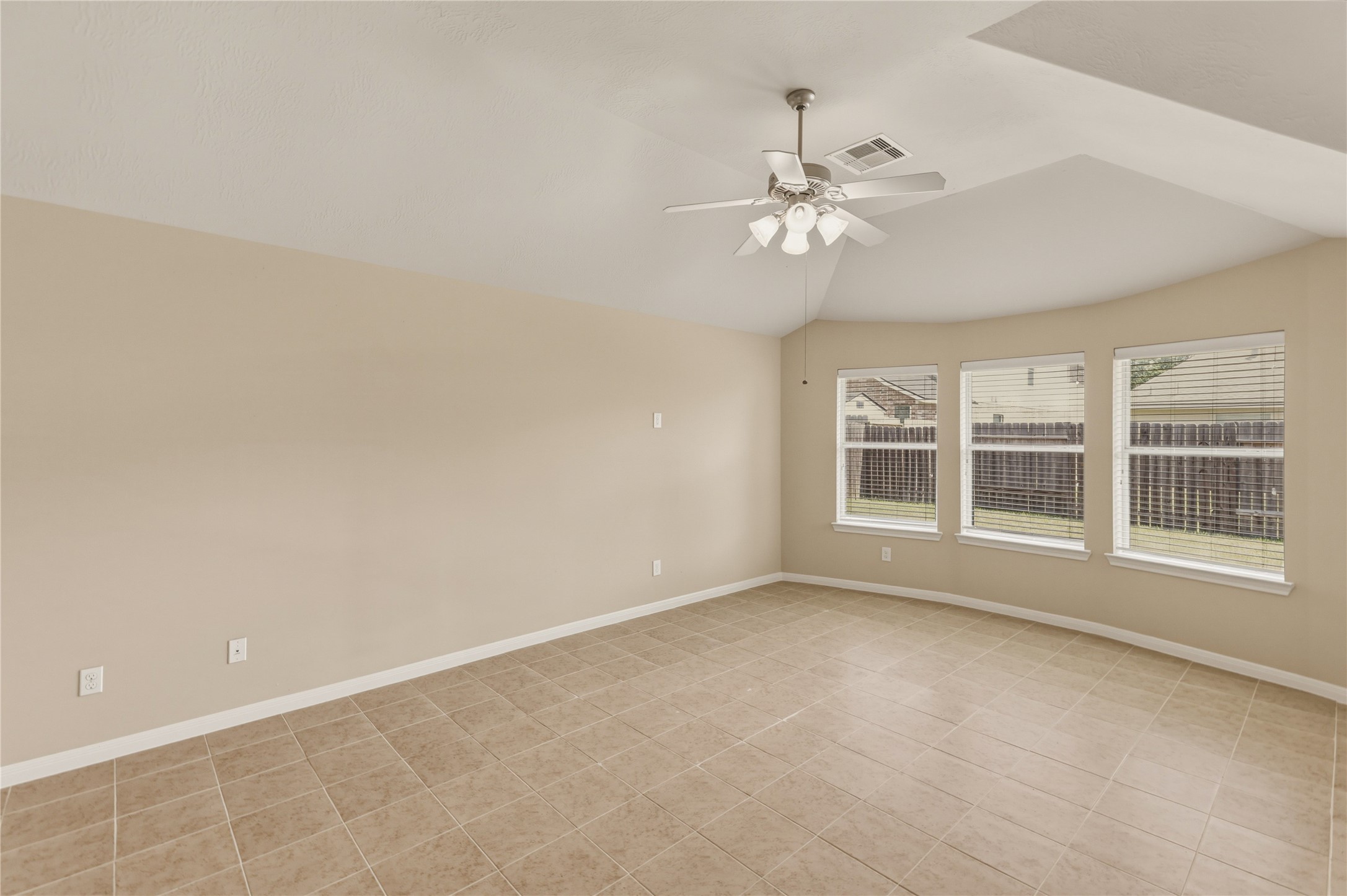 10906 Angel Lake Drive Property Photo 20
