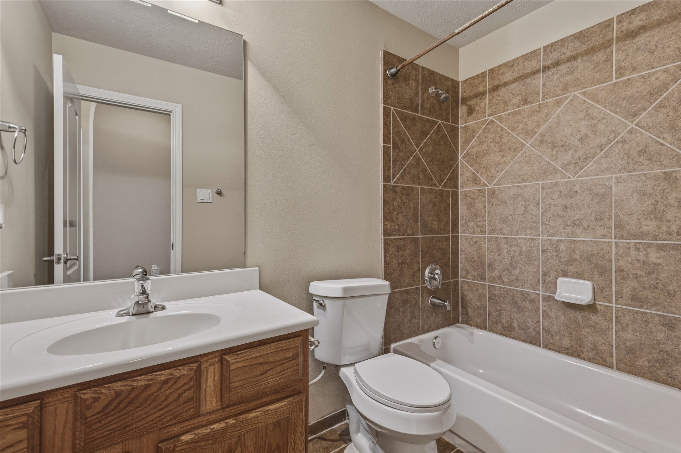 10906 Angel Lake Drive Property Photo 30