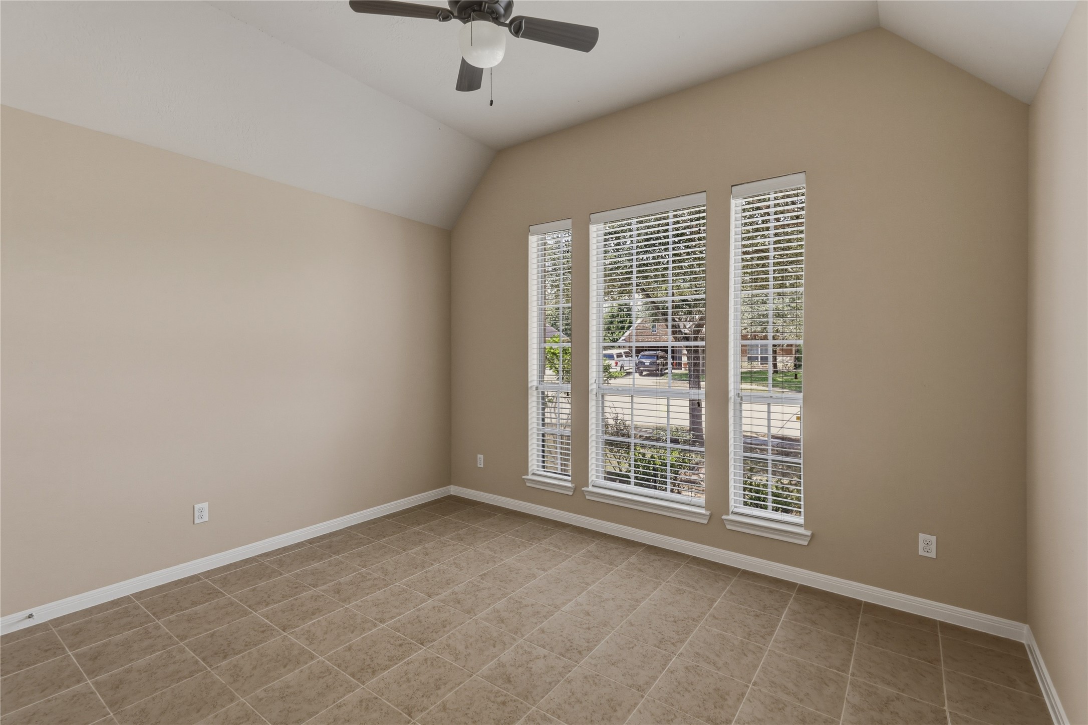 10906 Angel Lake Drive Property Photo 31