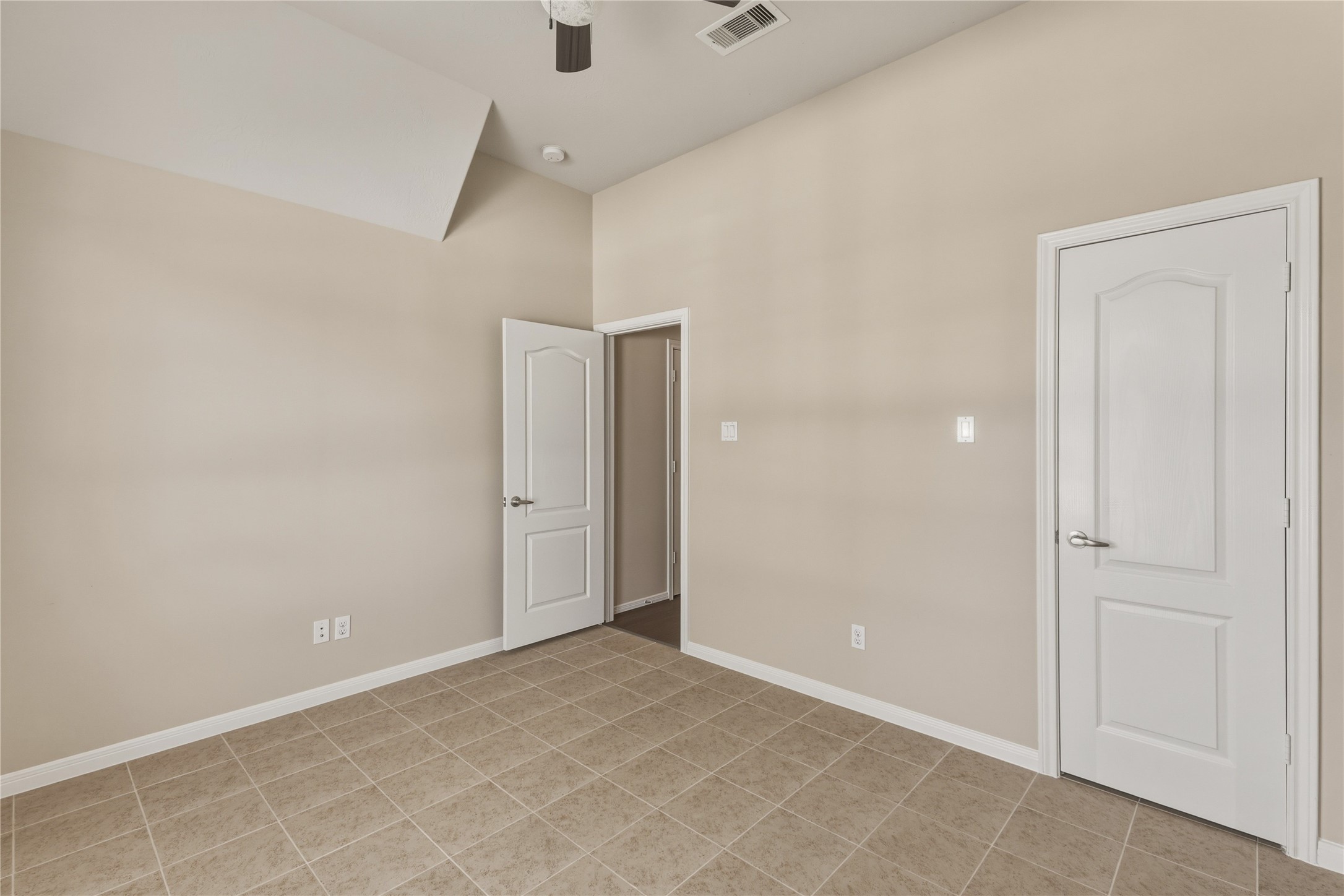 10906 Angel Lake Drive Property Photo 32