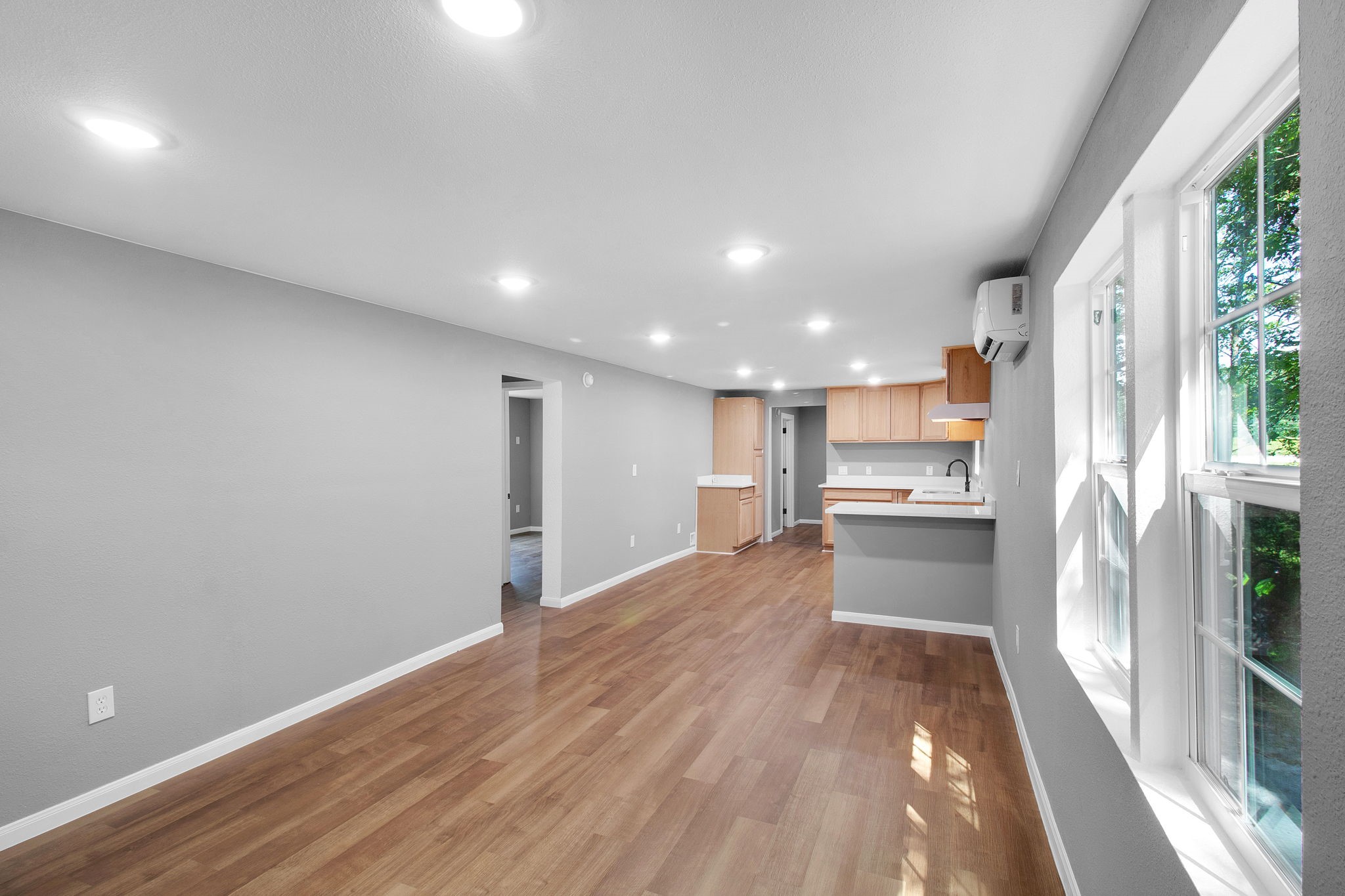 231 Page Avenue Property Photo 3