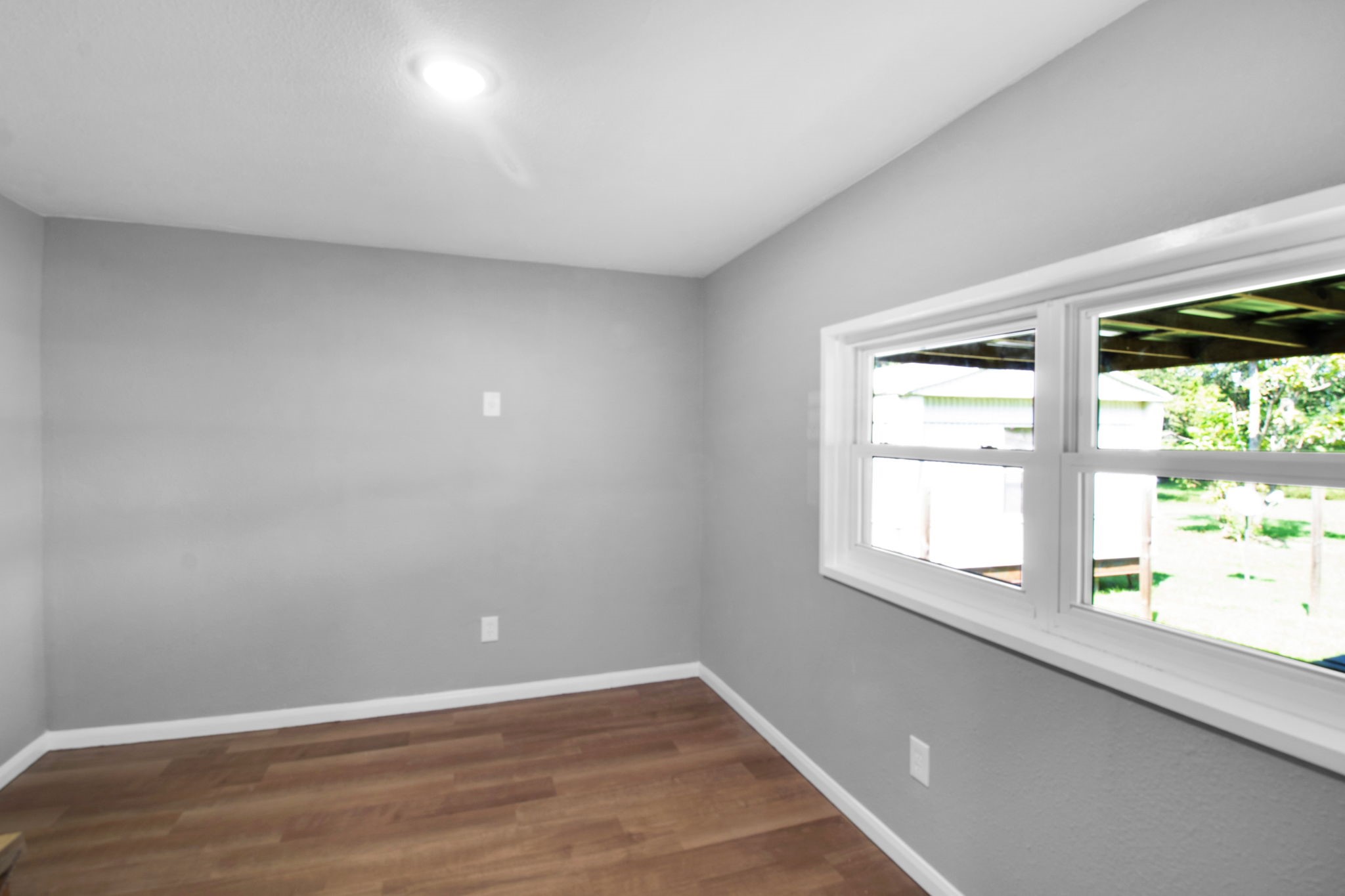 231 Page Avenue Property Photo 9