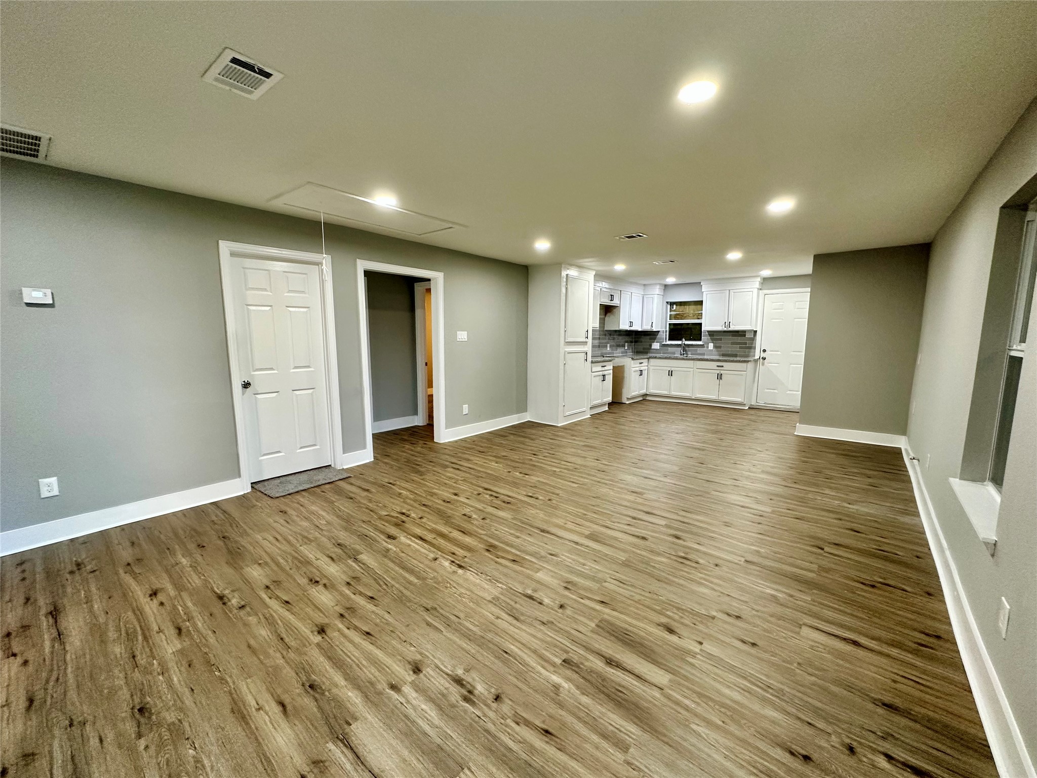 10210 Ashville Drive Property Photo 1