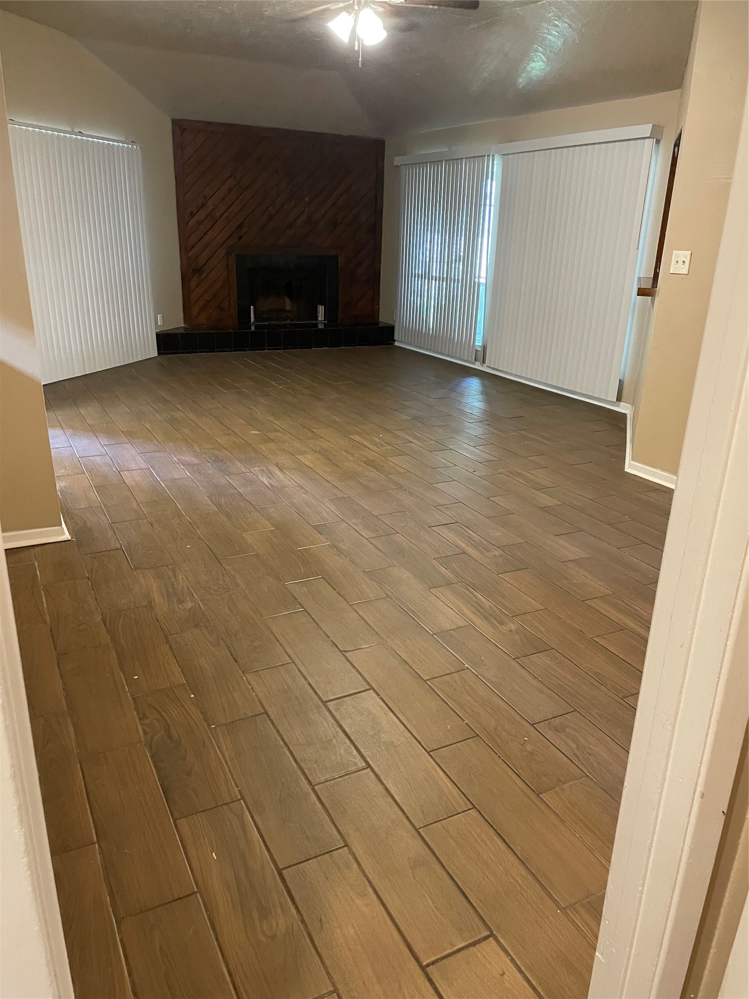 12419 Sungate Lane Property Photo 8