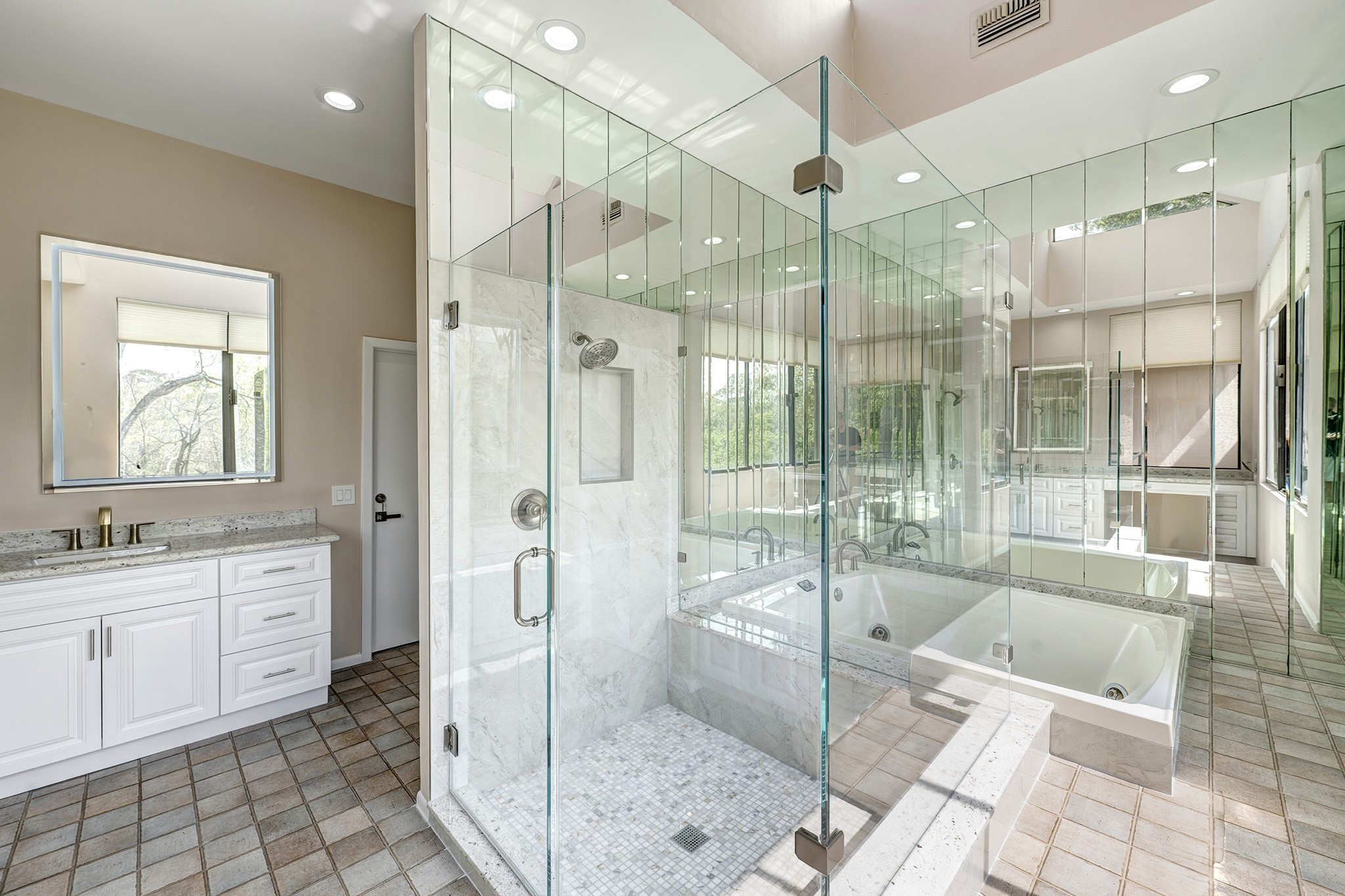 9171 Briar Forest Drive Property Photo 22
