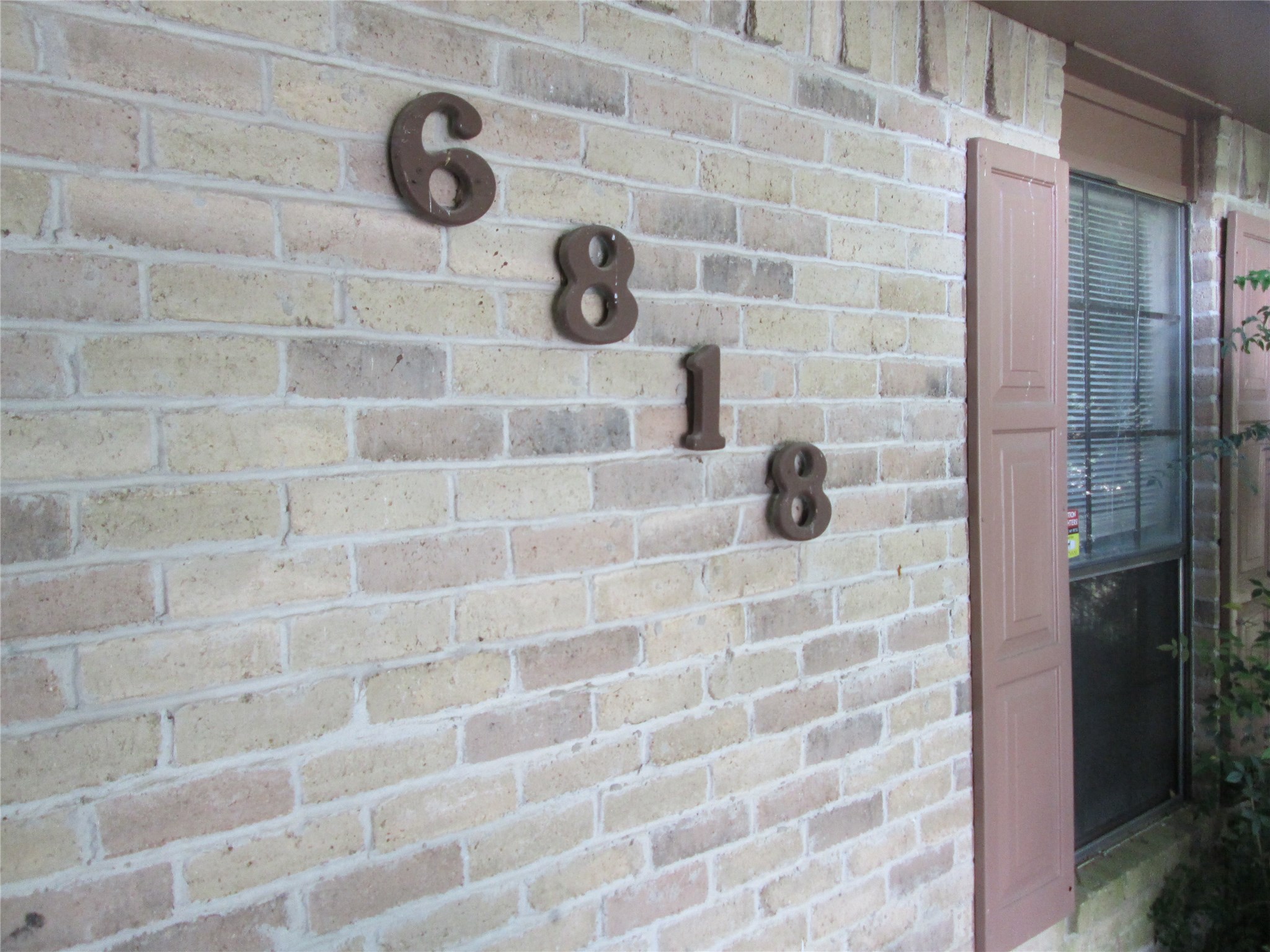 6818 Glenstein Drive Property Photo 10