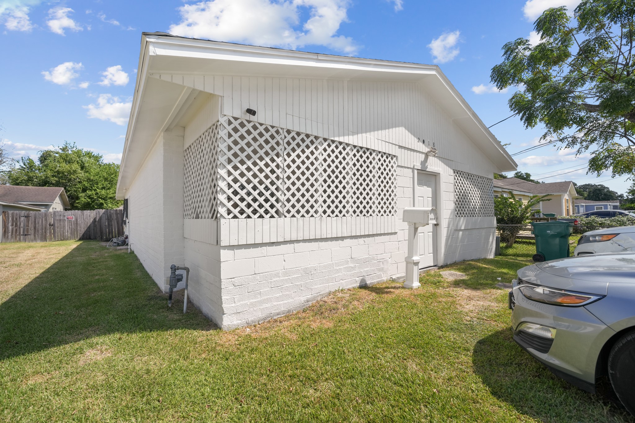 2018 Rosalee Street Property Photo 4