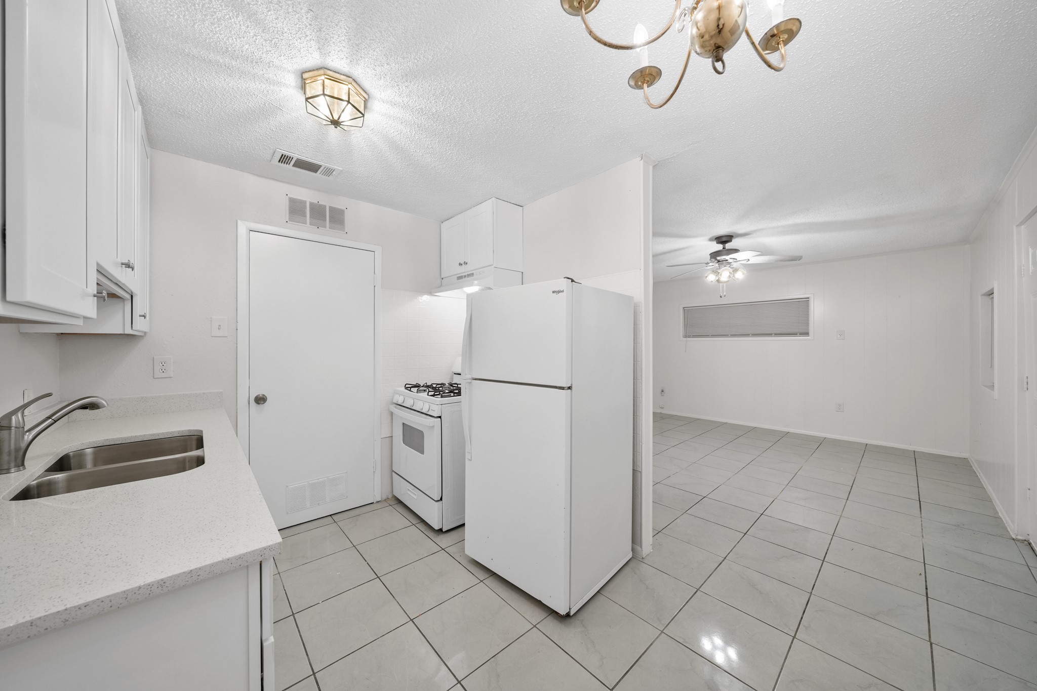 2018 Rosalee Street Property Photo 15