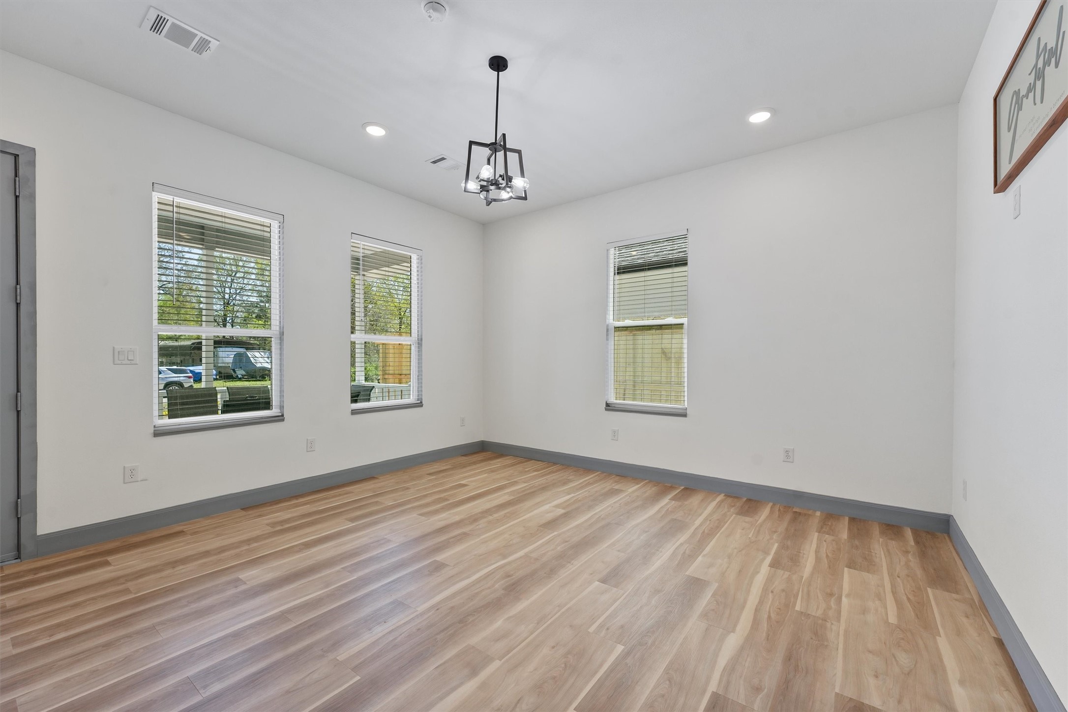 200 Canary Street Property Photo 11