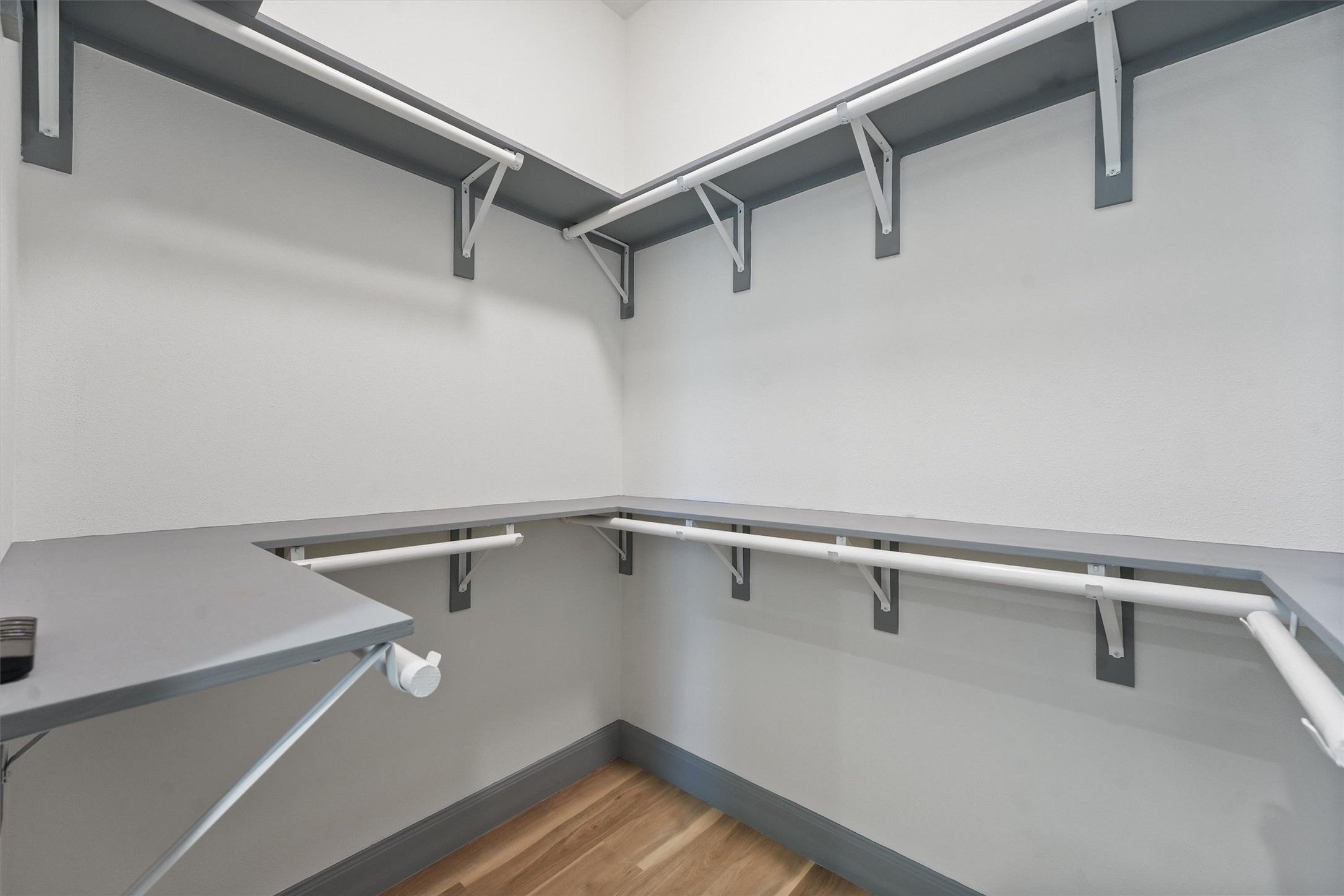 200 Canary Street Property Photo 18