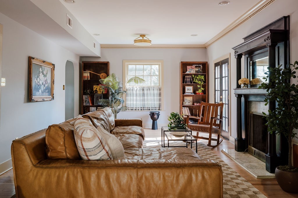 2522 Calumet Street Property Photo 7