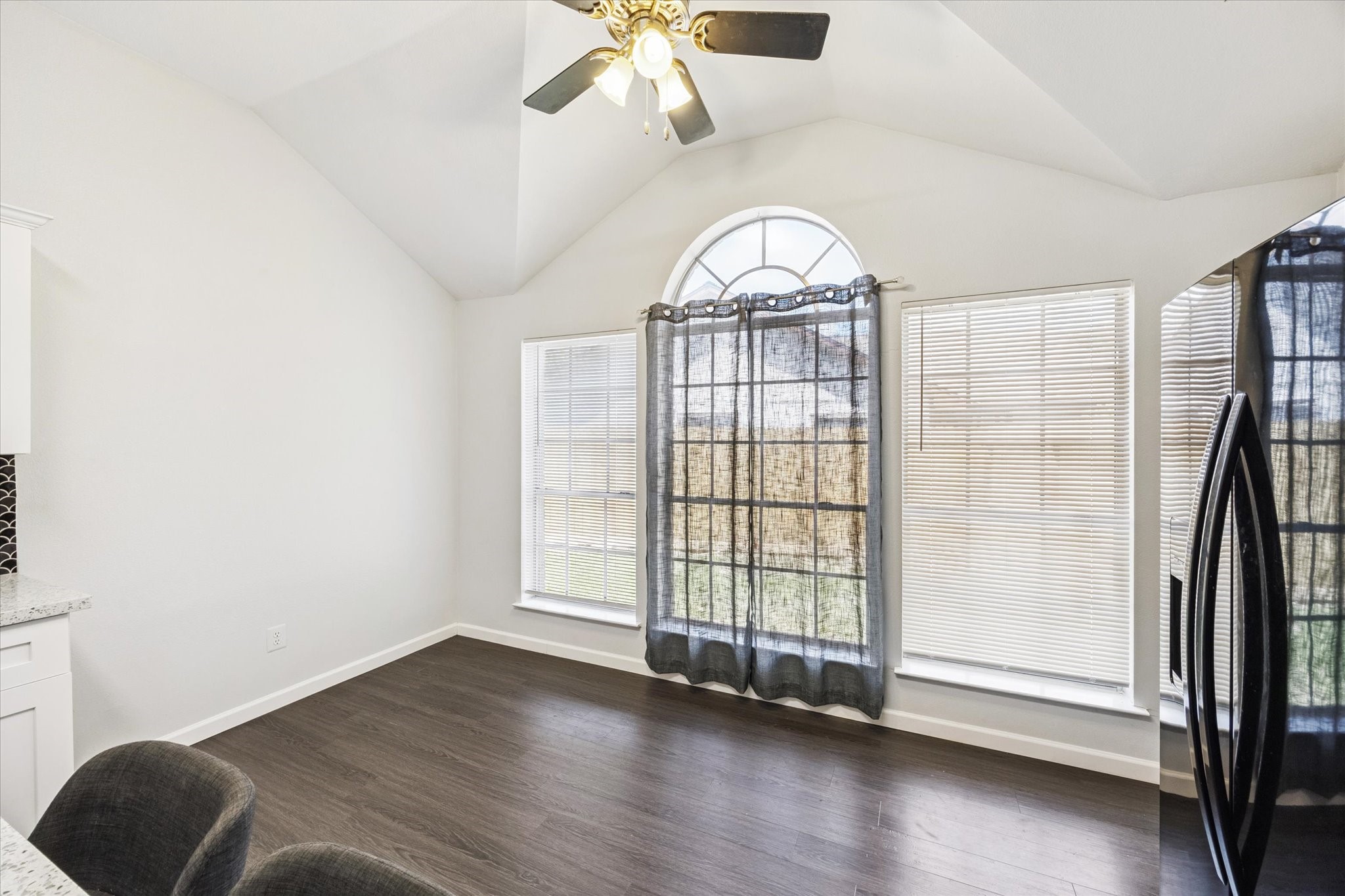 2511 Trotter Drive Property Photo 9