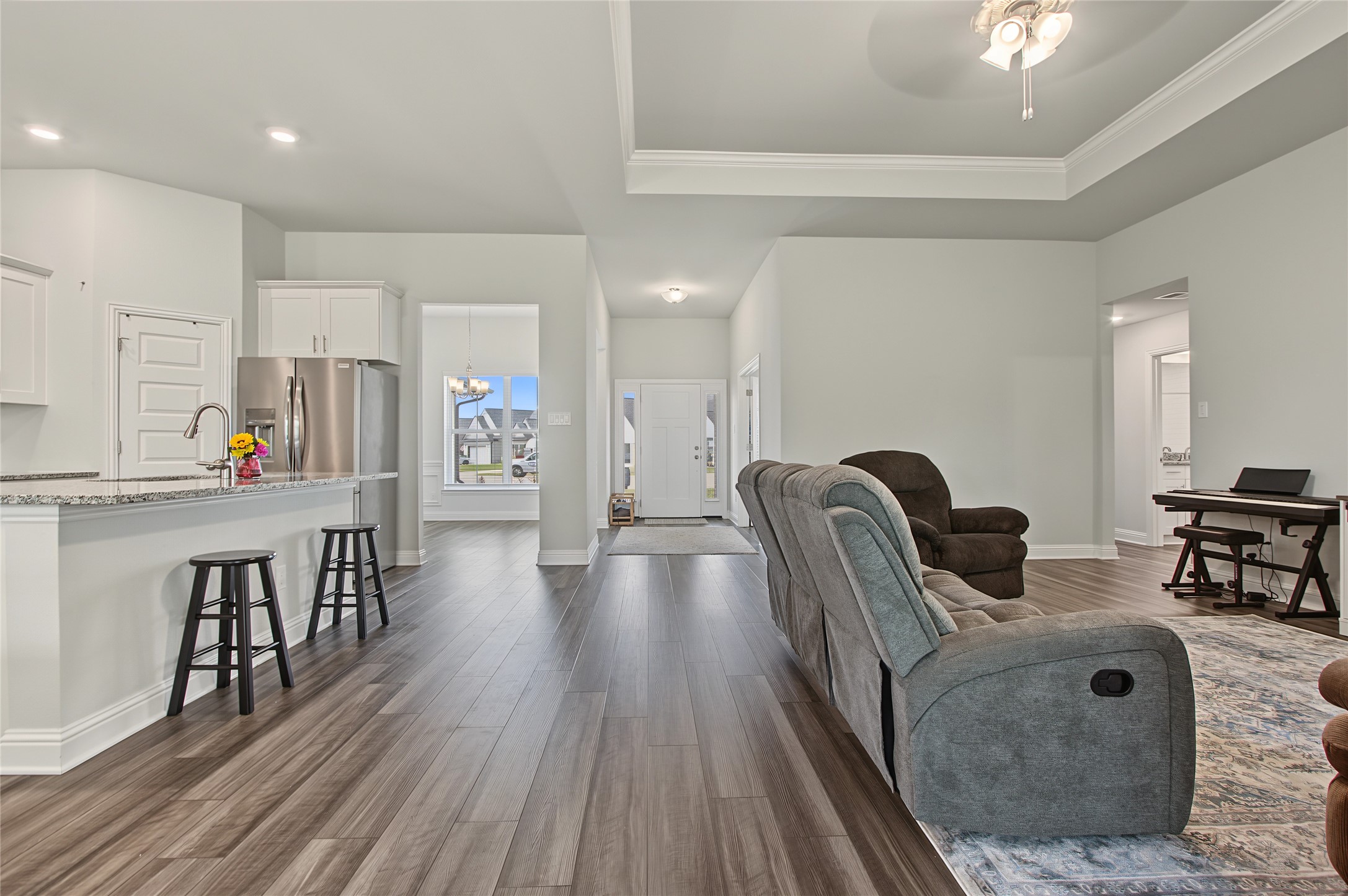 10 Gemstone Court Property Photo 5