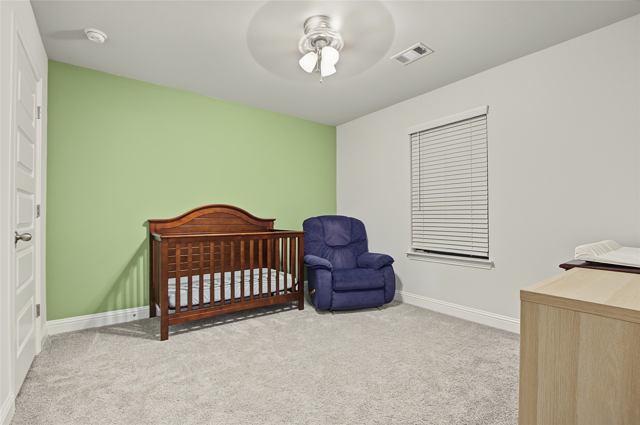 10 Gemstone Court Property Photo 15