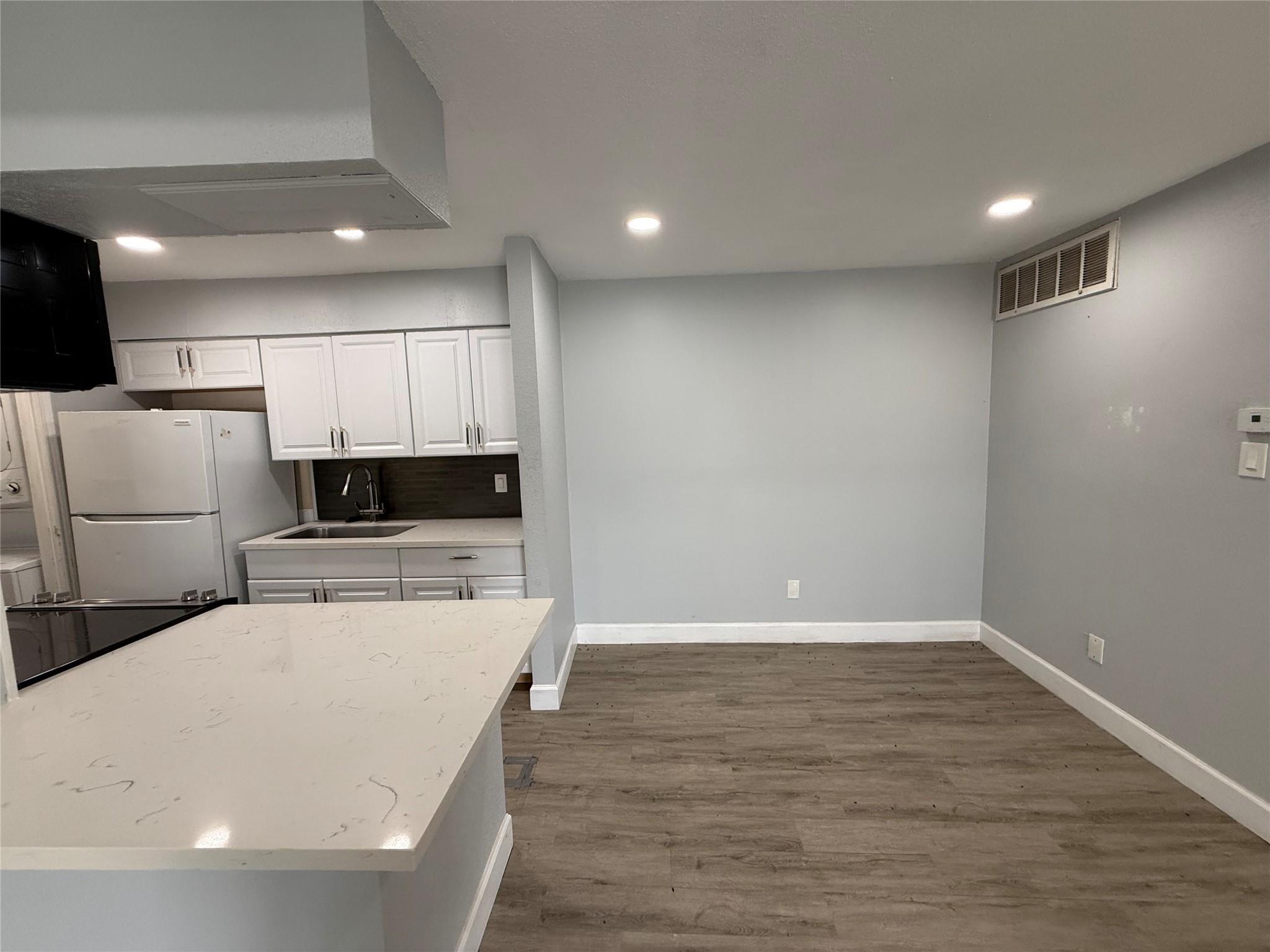 9550 Deering Drive # 210, Houston Tx 77036 Property Photo 1