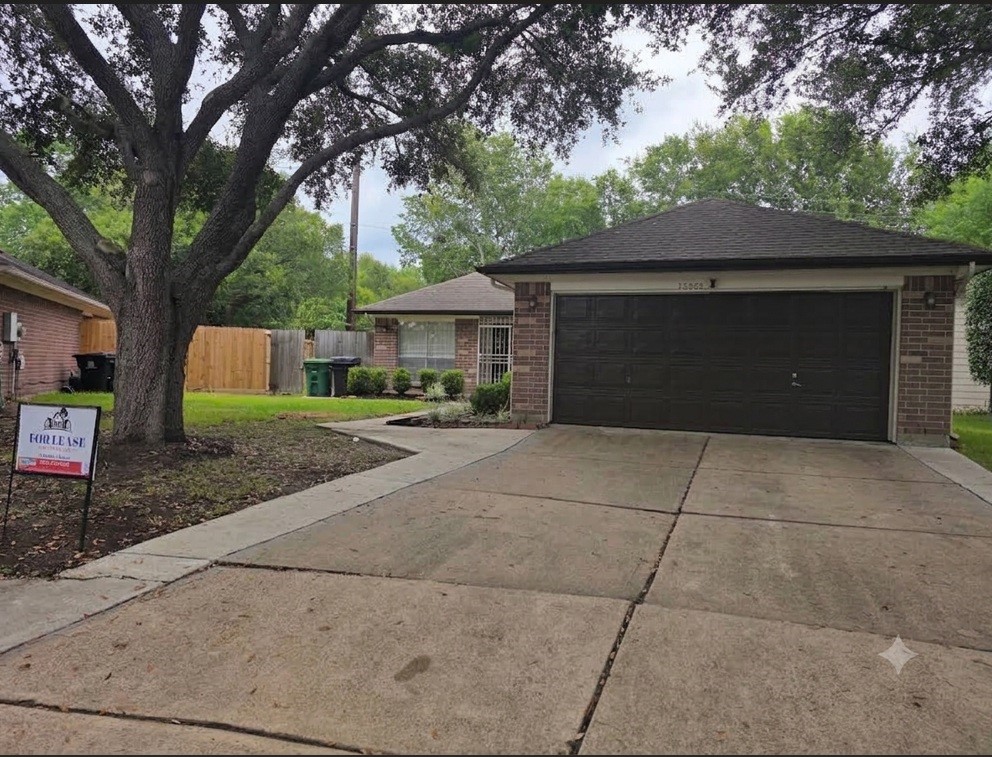 12803 Glentide Circle Property Photo 1