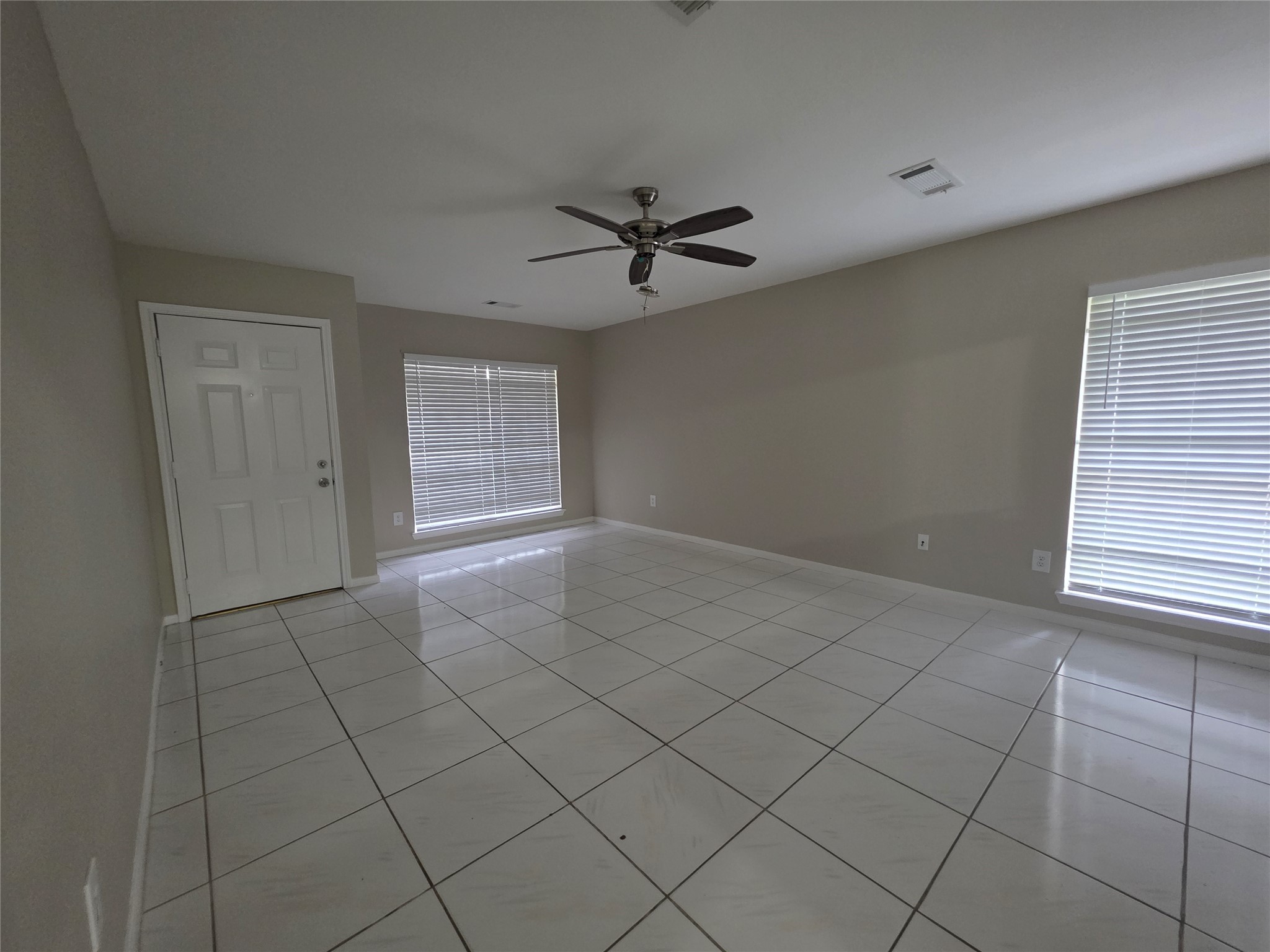 12803 Glentide Circle Property Photo 7