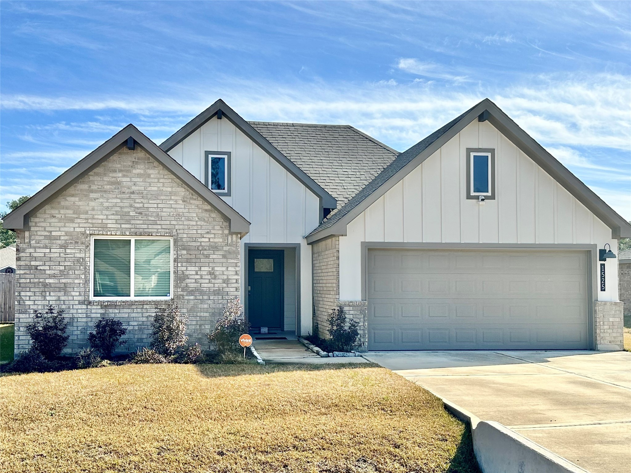 1525 Holly Trails Property Photo