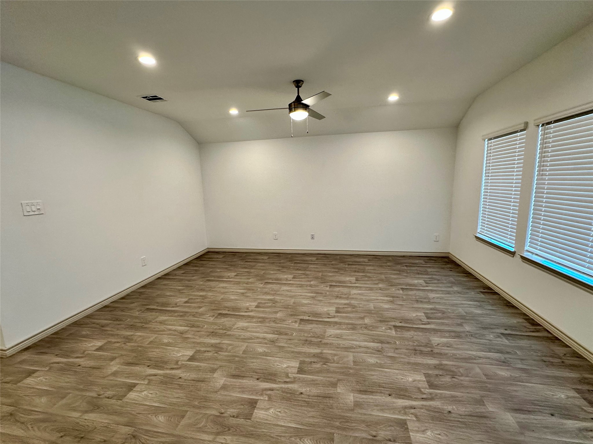1525 Holly Trails Property Photo 14