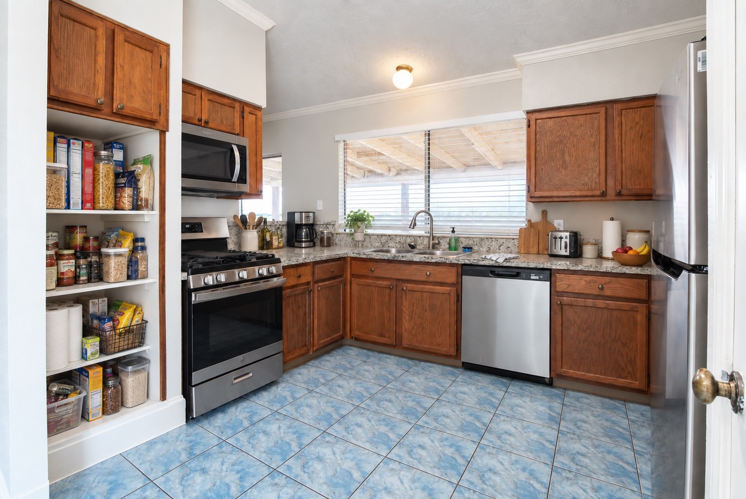 8223 Vista Del Sol Drive Property Photo 6