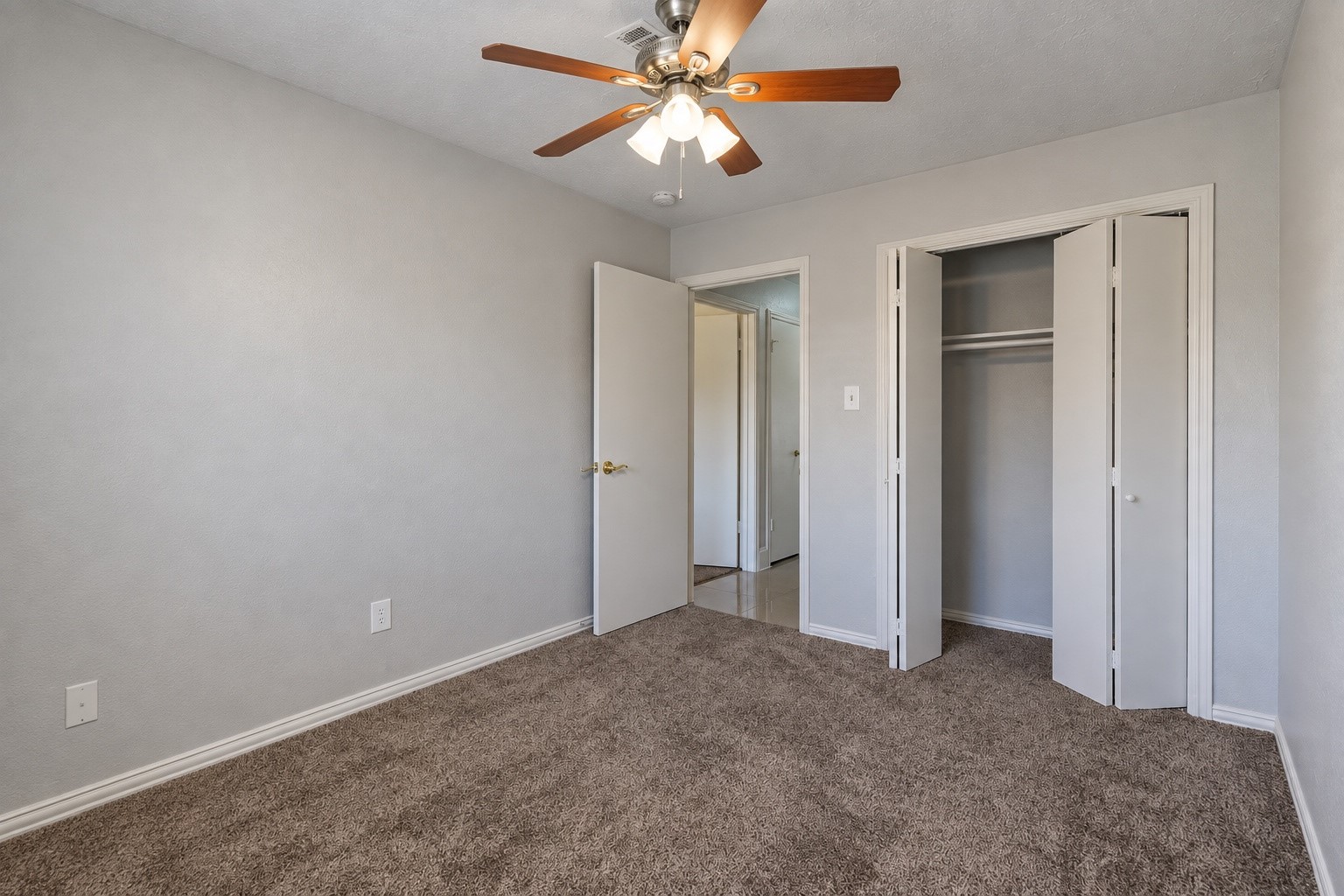 8223 Vista Del Sol Drive Property Photo 31