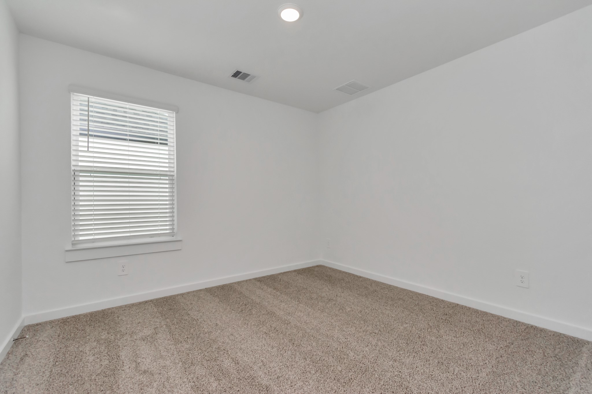 12312 Maria Heights Property Photo 26