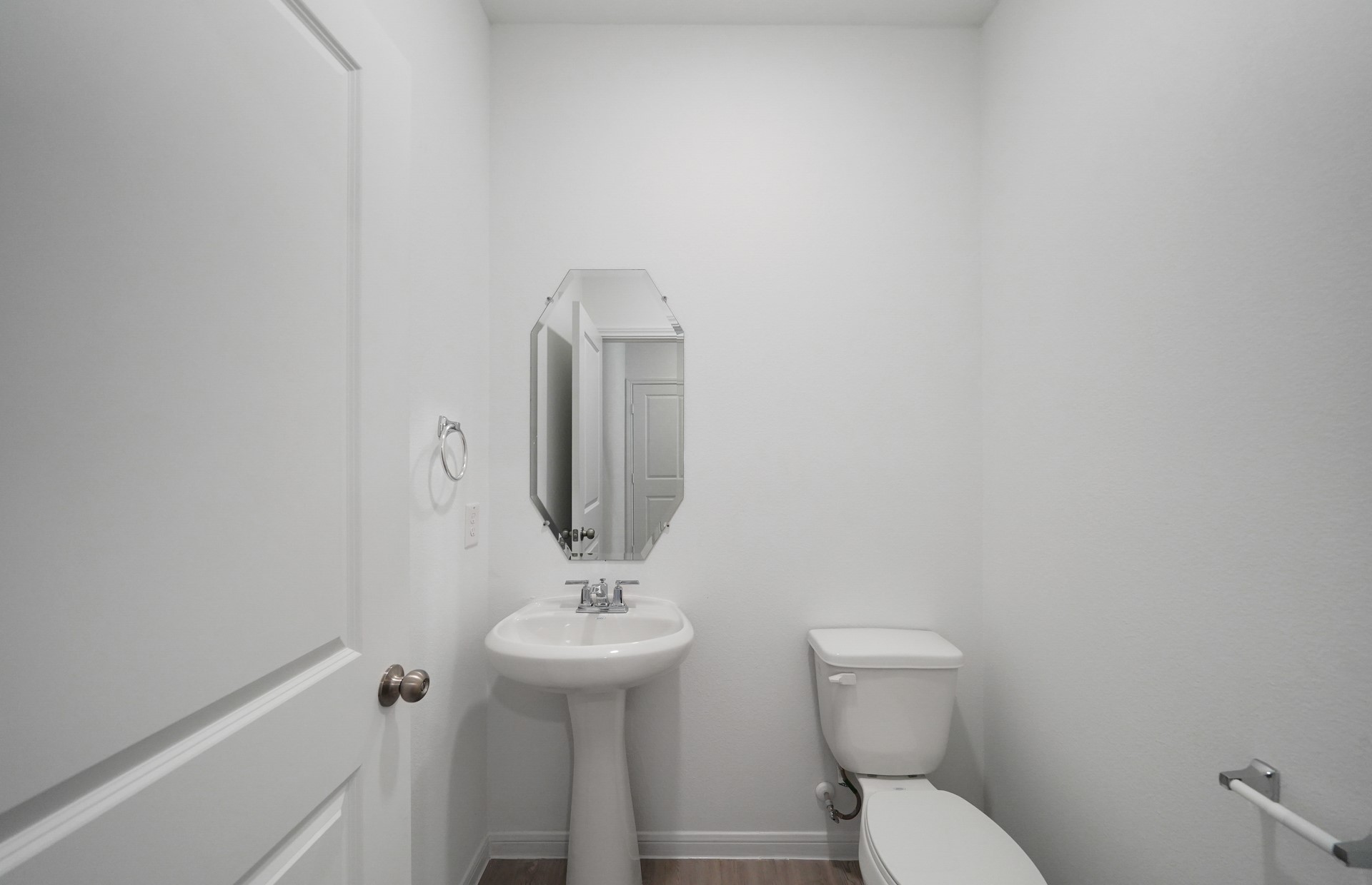326 Smugglers Bay Lane Property Photo 5