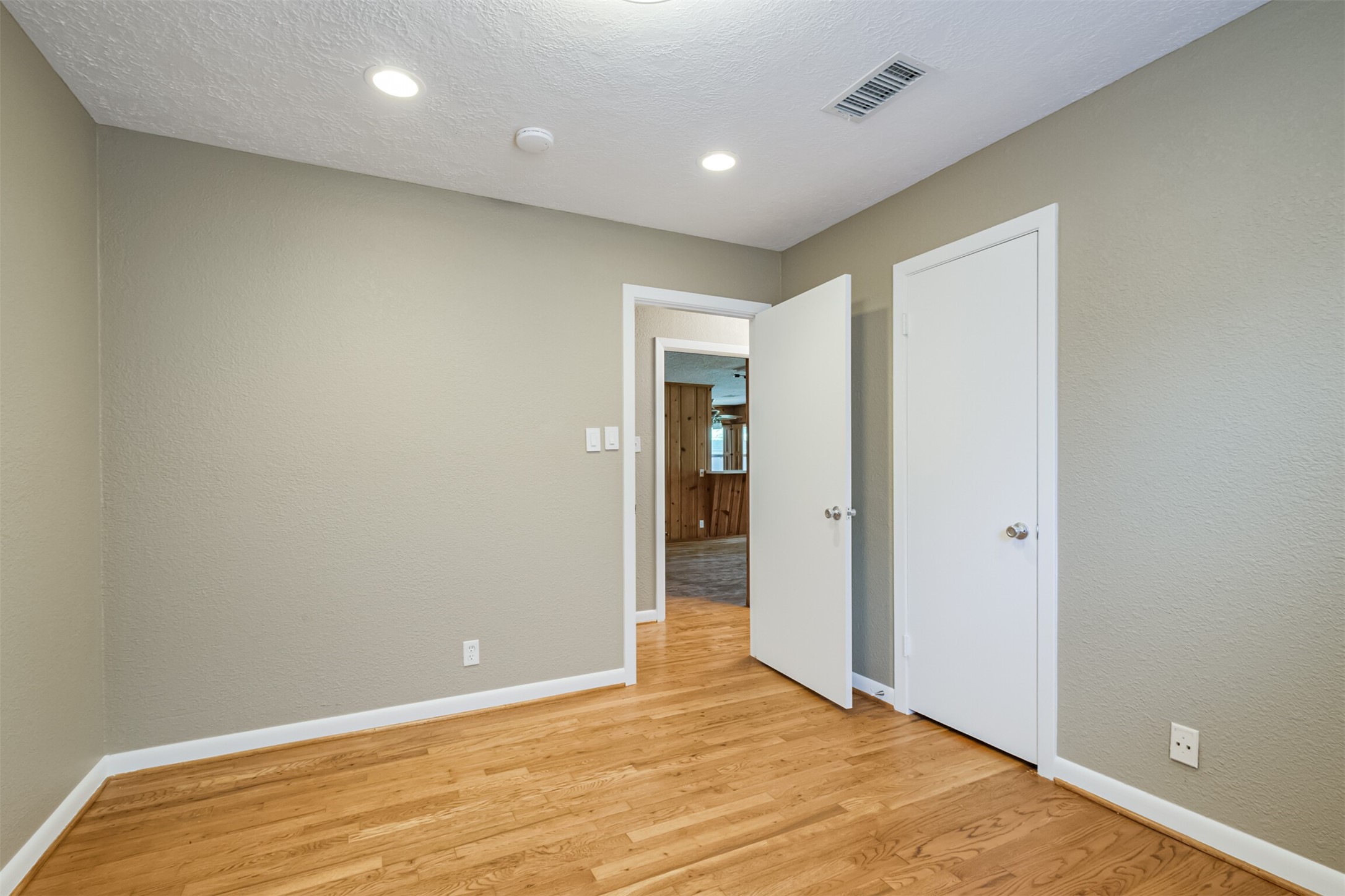 5450 Stillbrooke Drive Property Photo 14