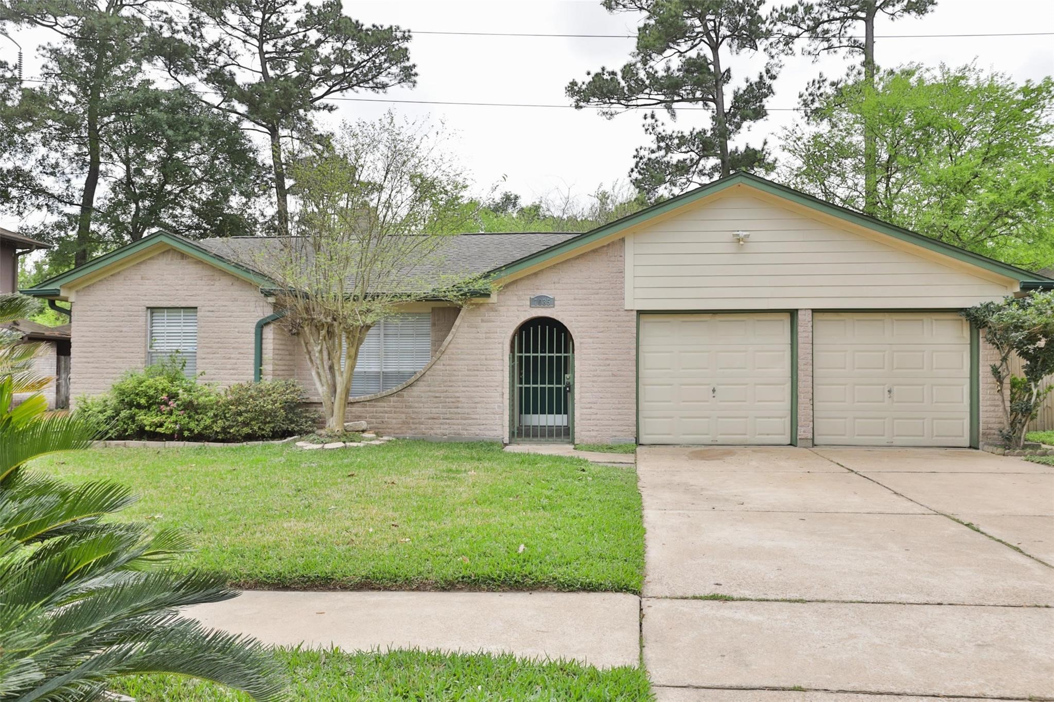 7035 Oak Bough Drive Property Photo 1