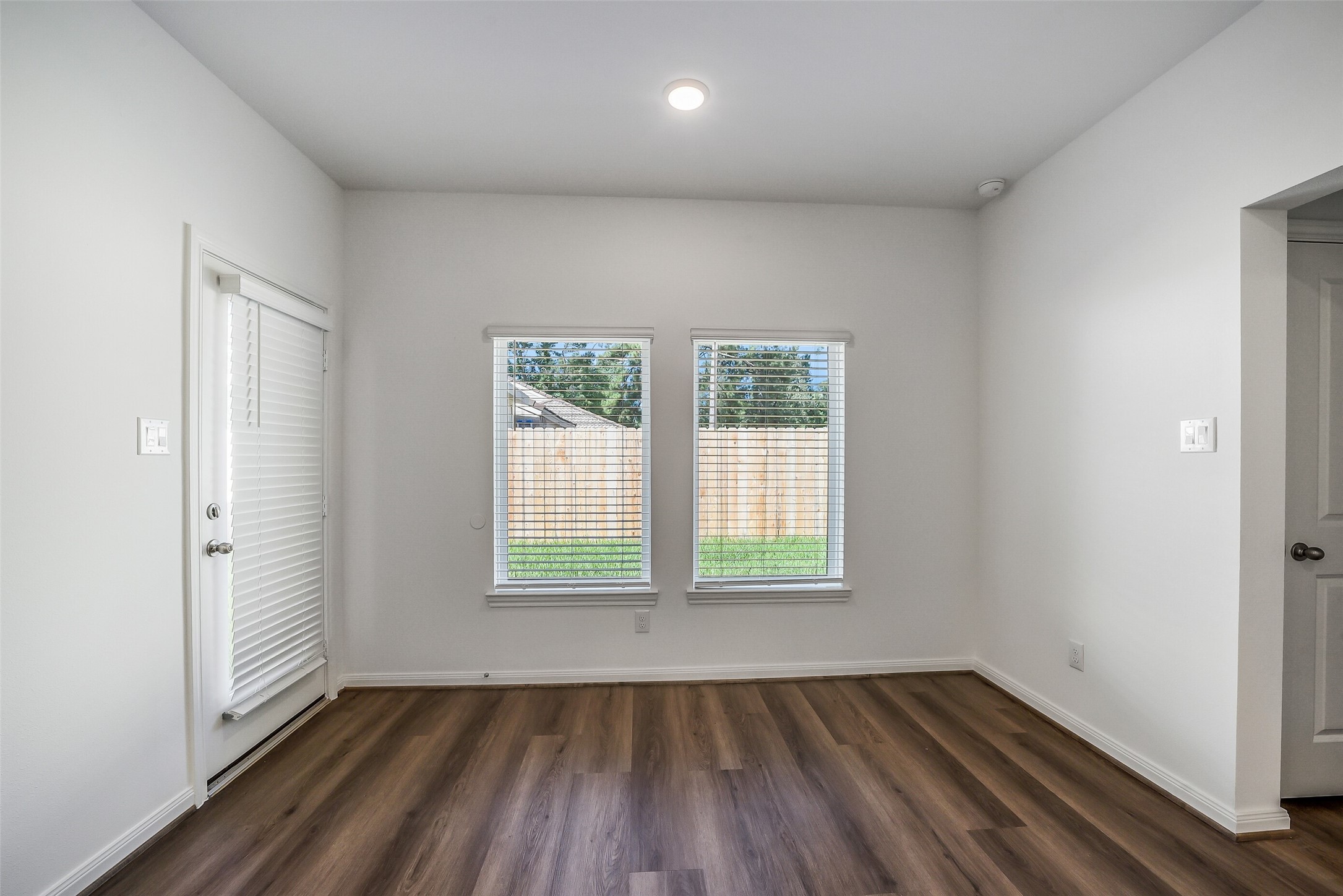 11931 Pondwood Drive Property Photo 10