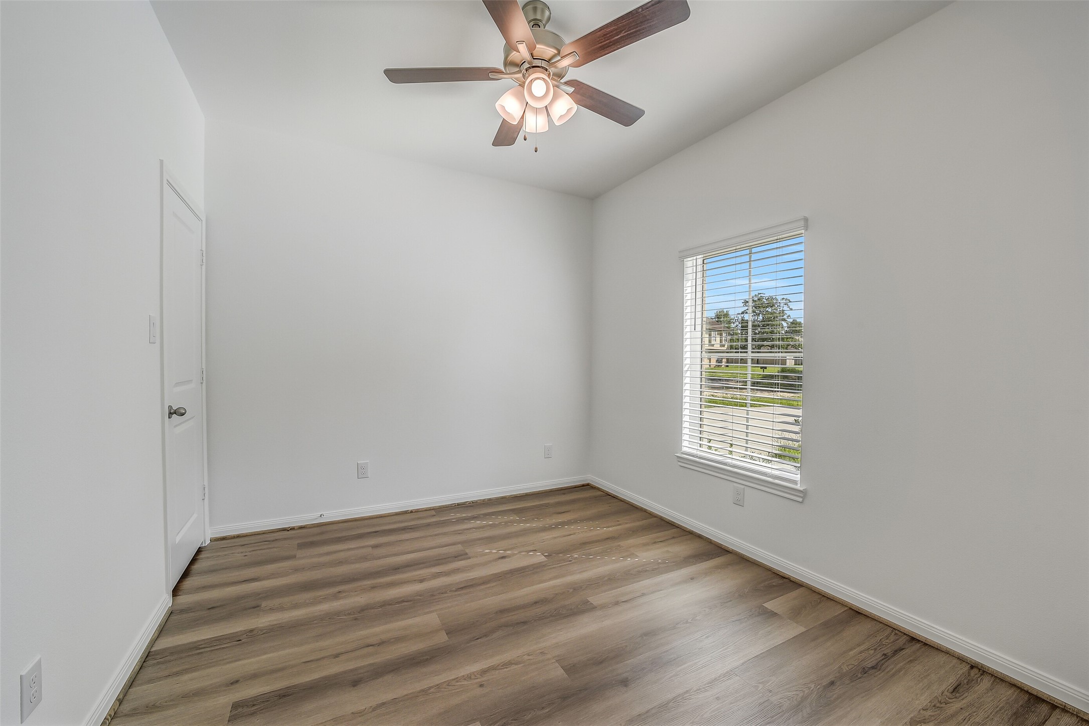 11931 Pondwood Drive Property Photo 18