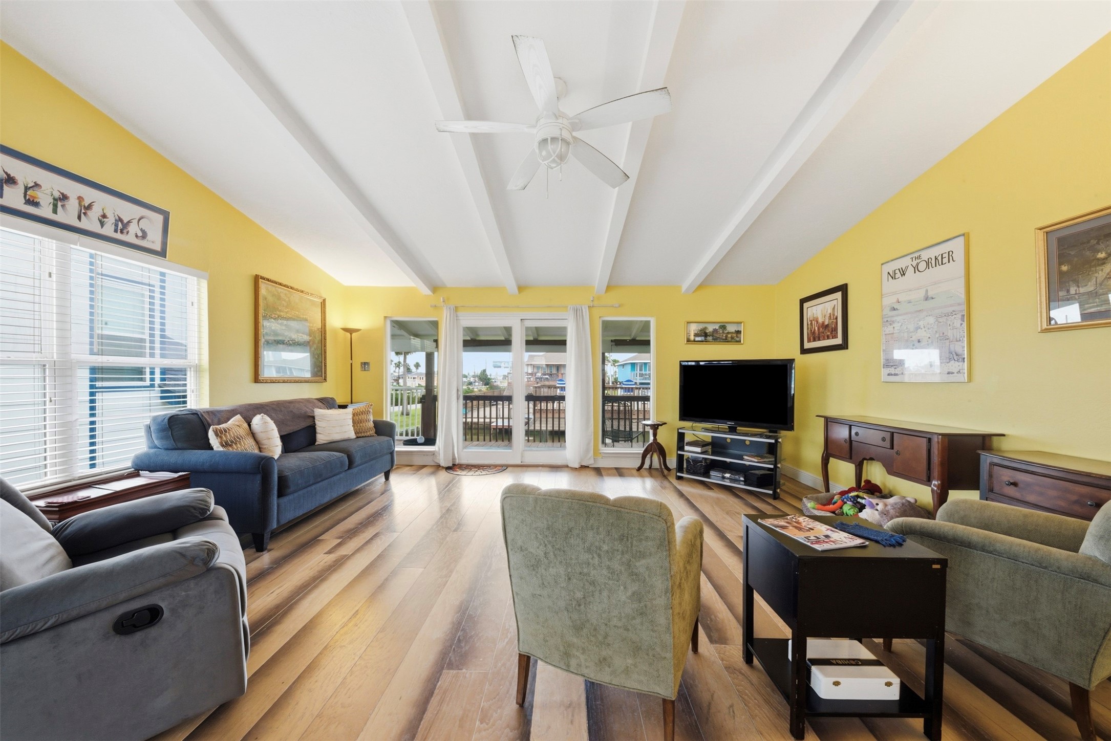 2 S Sandpiper Street Property Photo 8