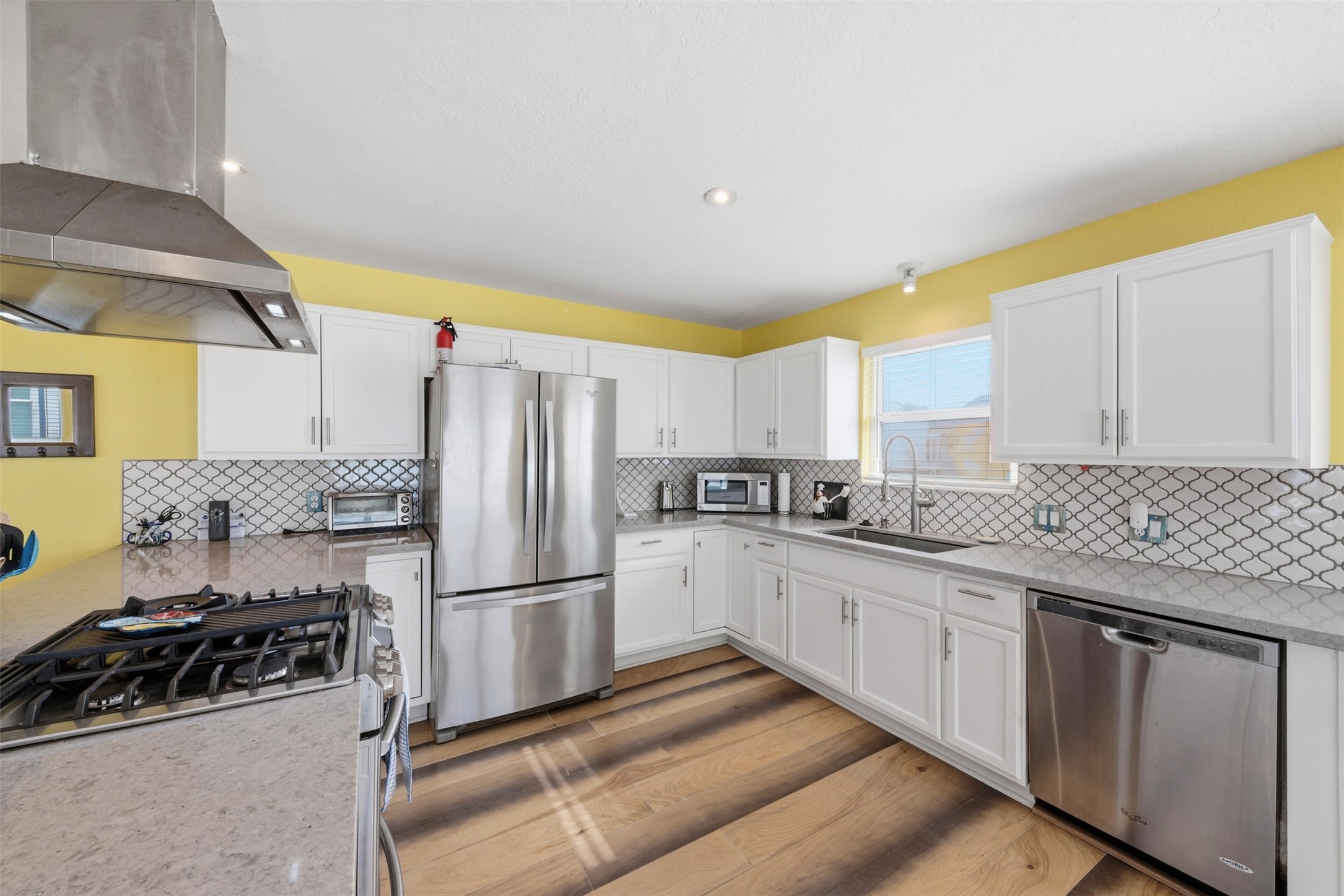 2 S Sandpiper Street Property Photo 13