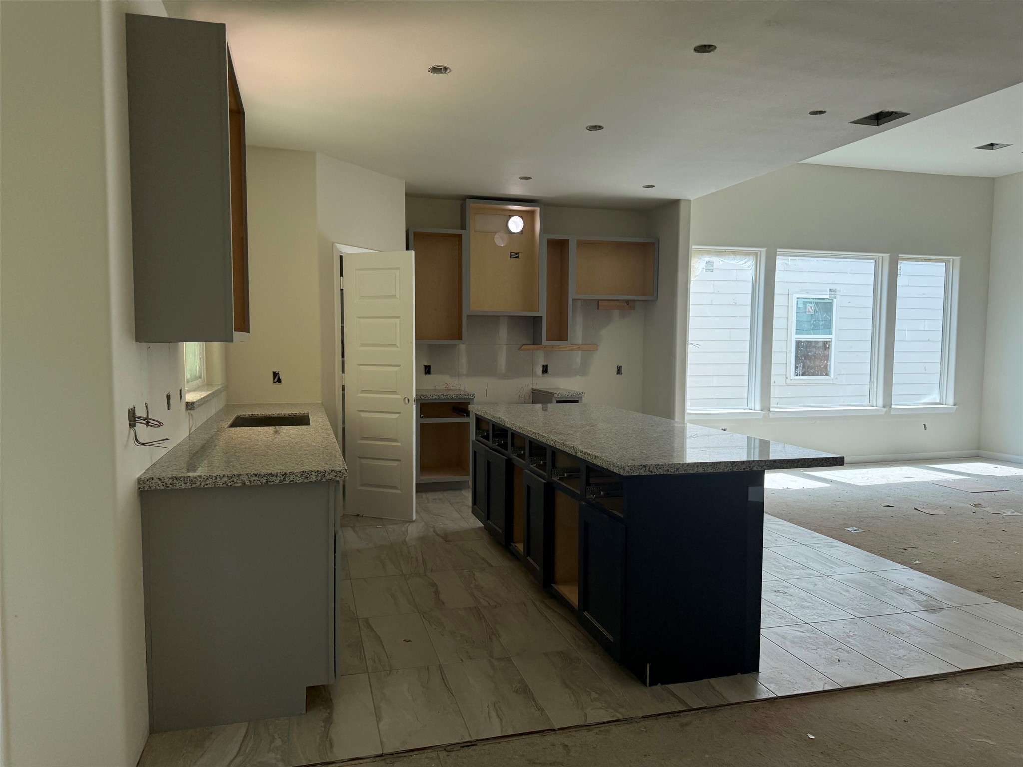 110 Harvey Boulevard Property Photo 3