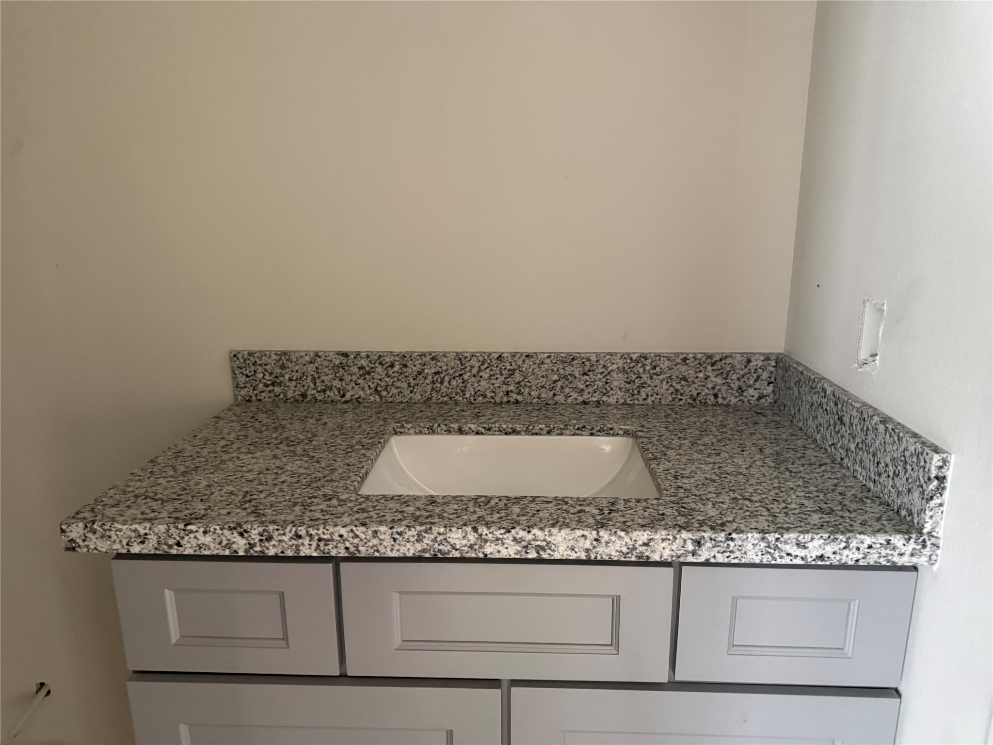 110 Harvey Boulevard Property Photo 4