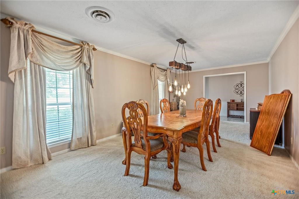 300 Green Avenue Property Photo 14