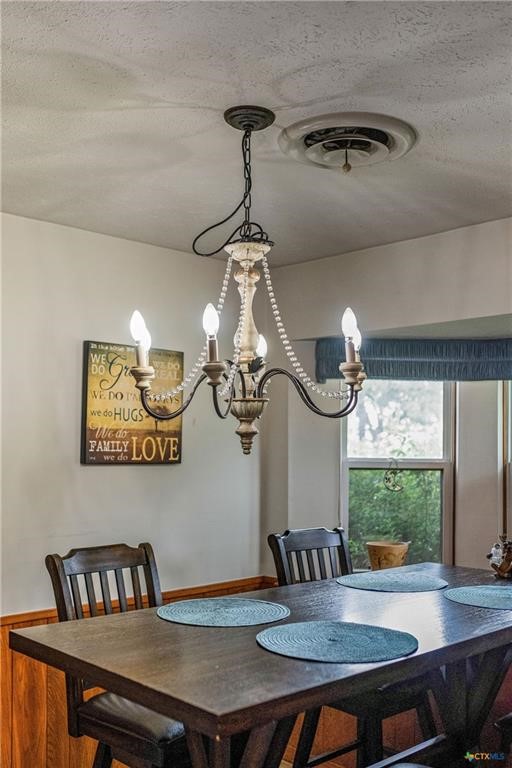 300 Green Avenue Property Photo 19