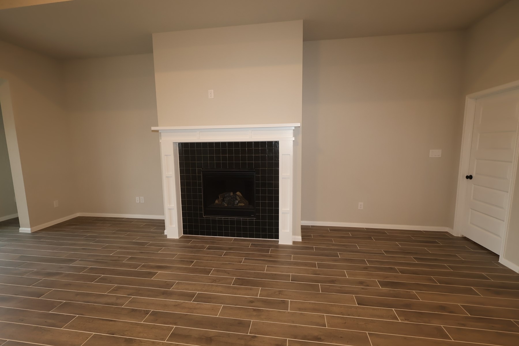 6903 Allens Landing Property Photo 8