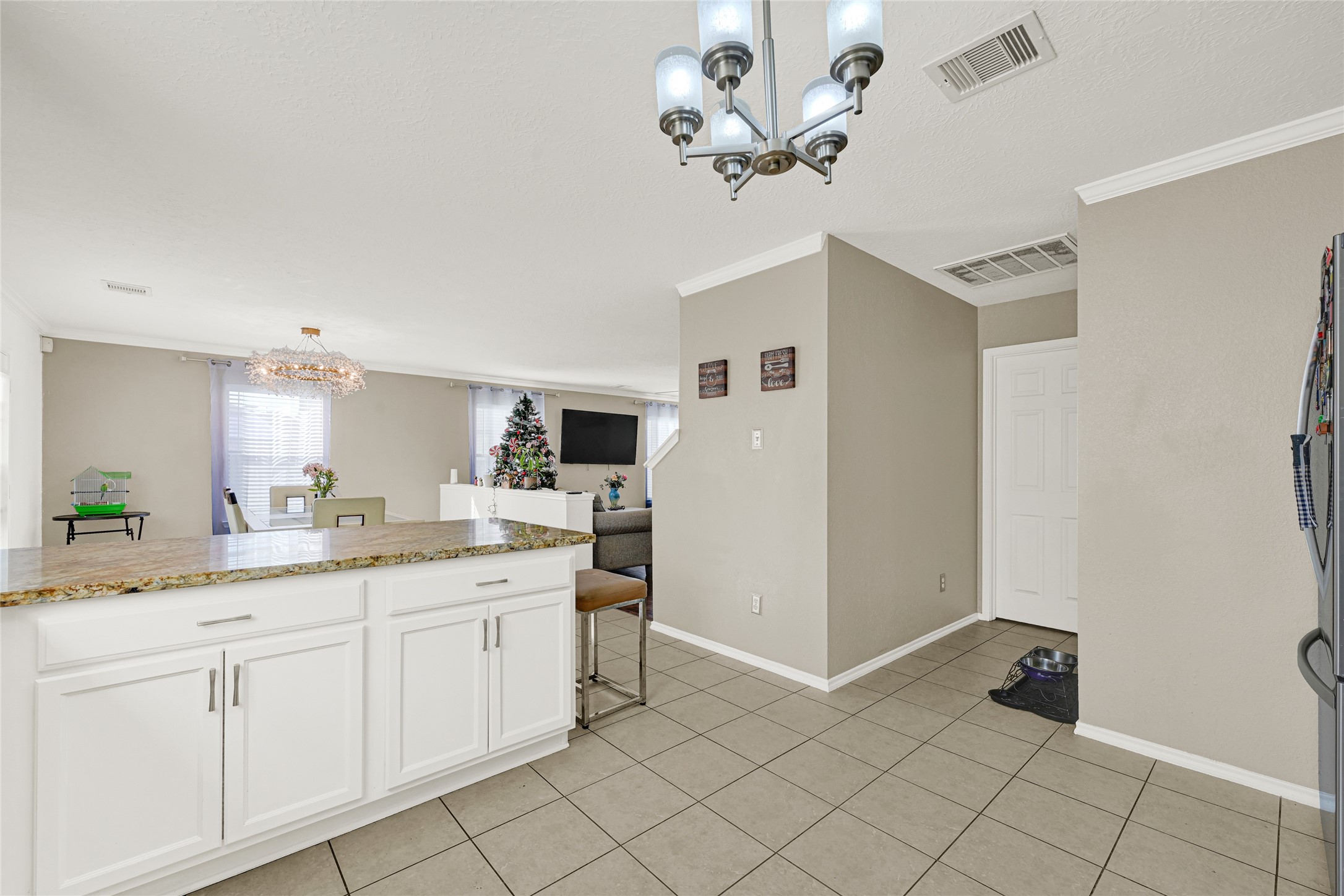 2911 Aspen Fair Trail Property Photo 9