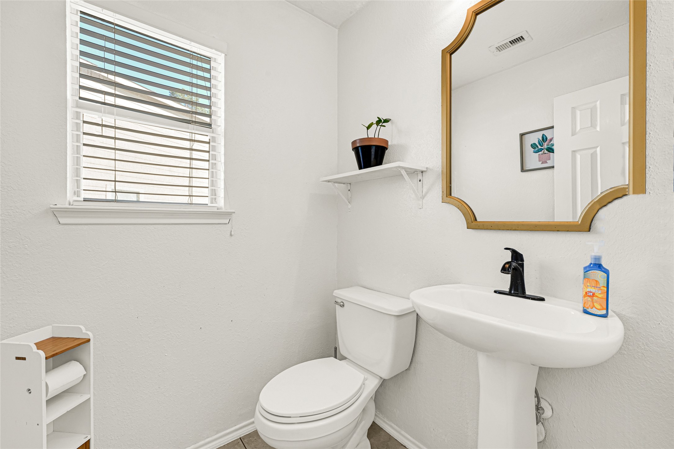2911 Aspen Fair Trail Property Photo 10